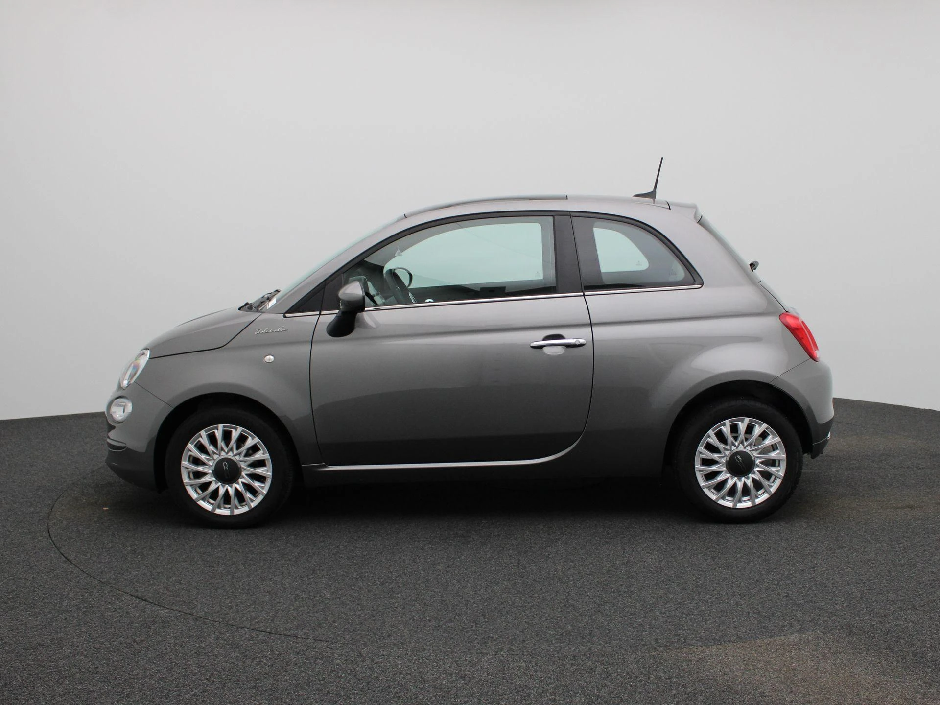 Fiat 500 met kenteken R-460-LX – autofoto 5