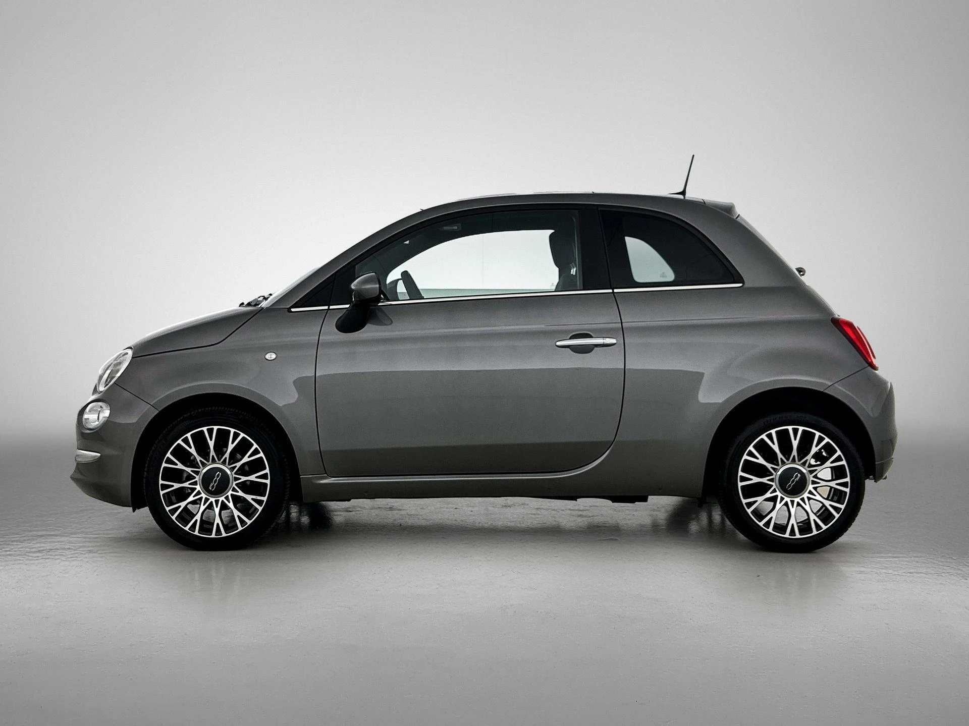 Fiat 500 met kenteken X-775-DS – autofoto 4