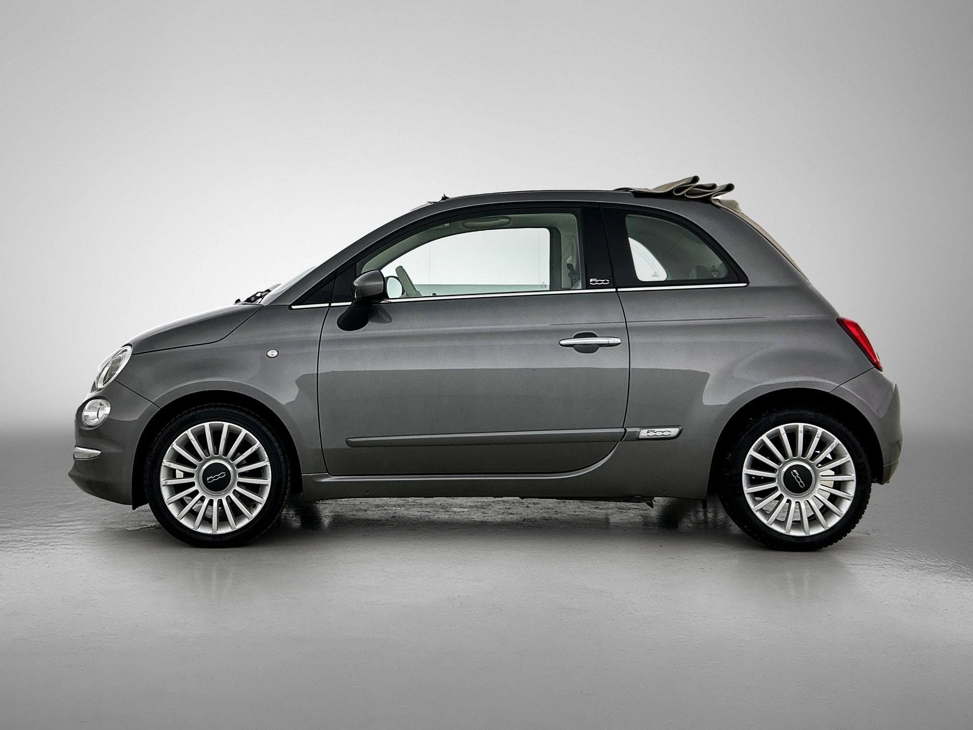 Fiat 500C met kenteken 45100 – autofoto 4