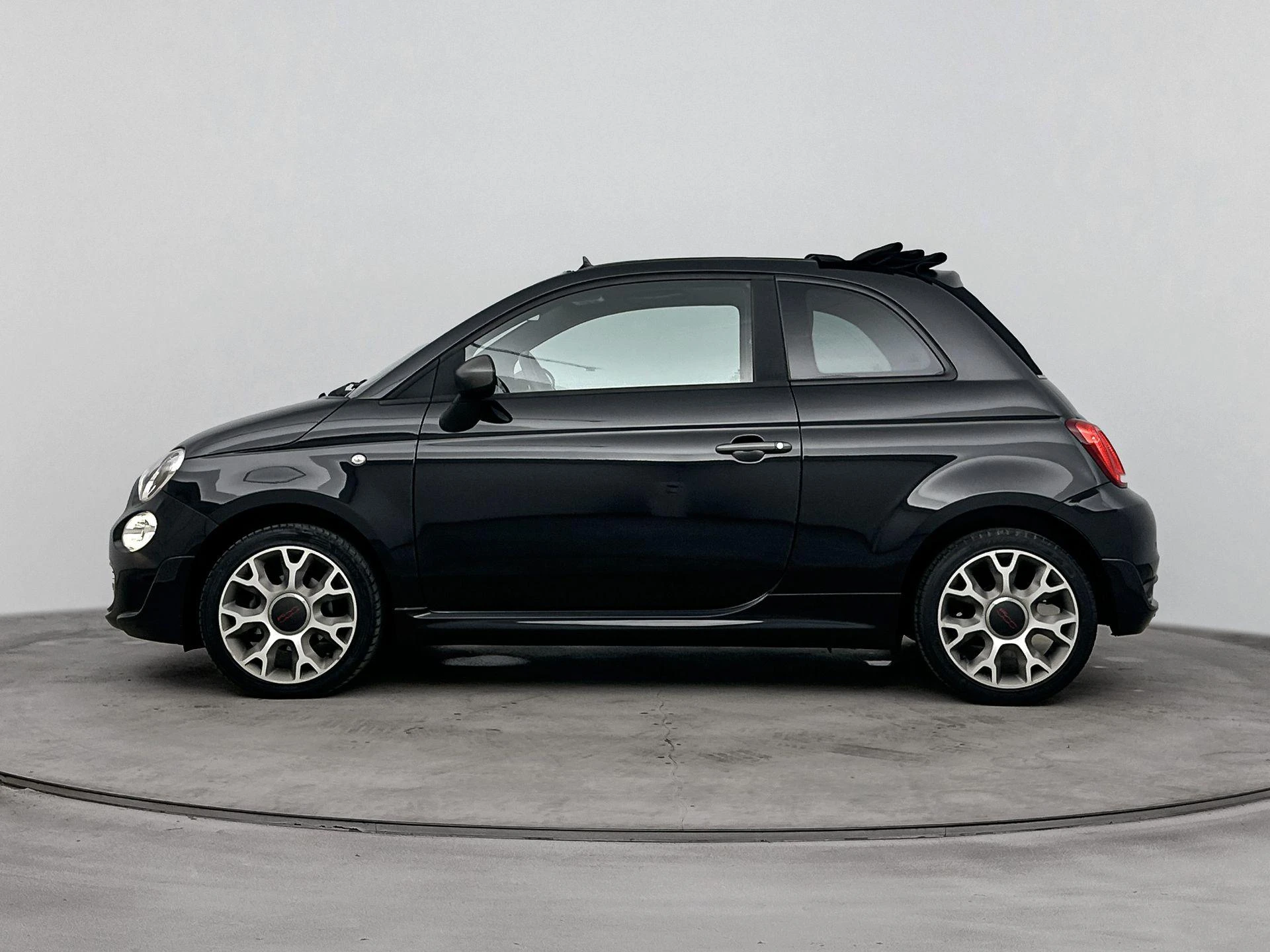 Fiat 500C met kenteken 45100 – autofoto 4