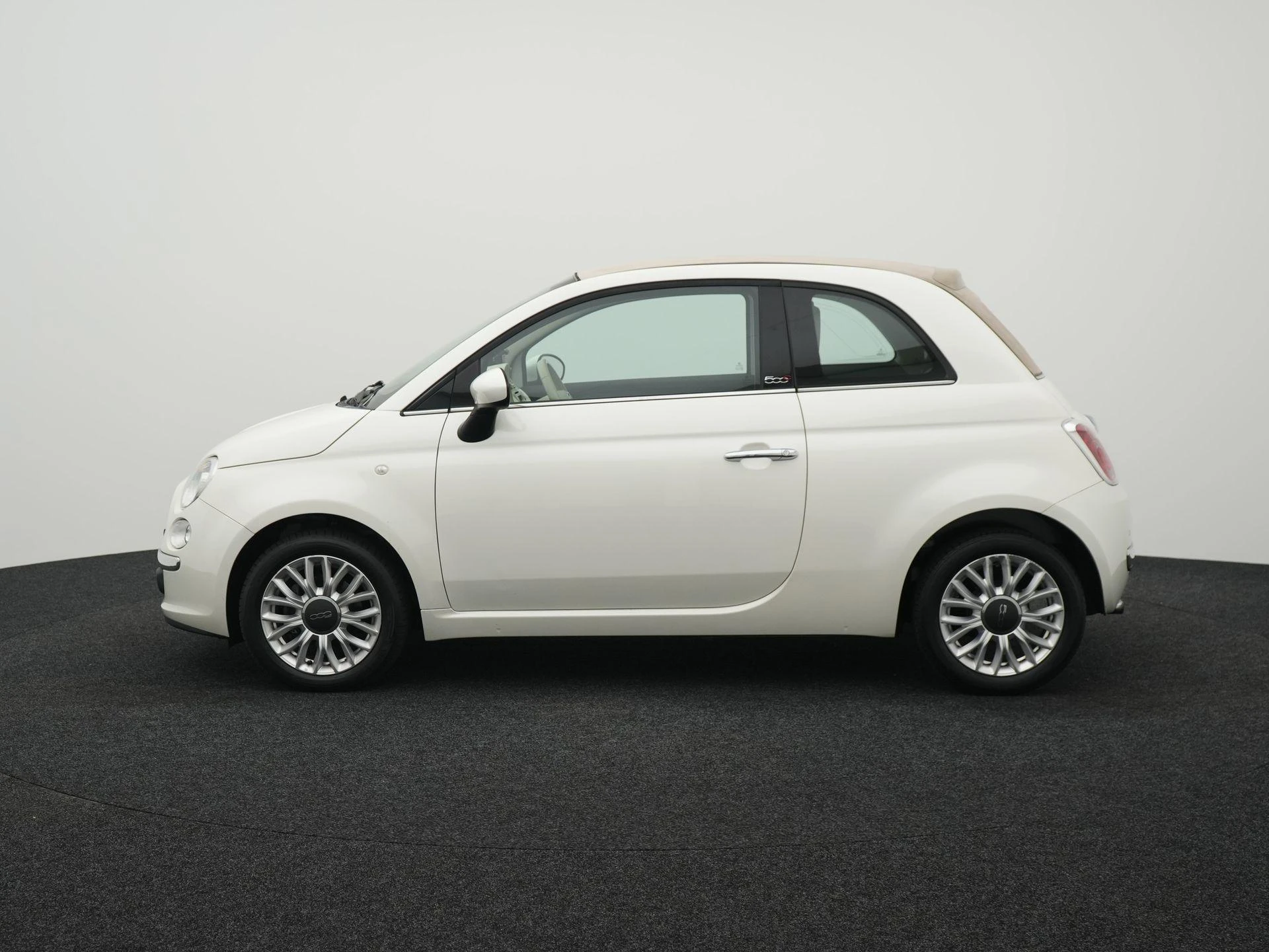 Fiat 500C met kenteken 45100 – autofoto 5