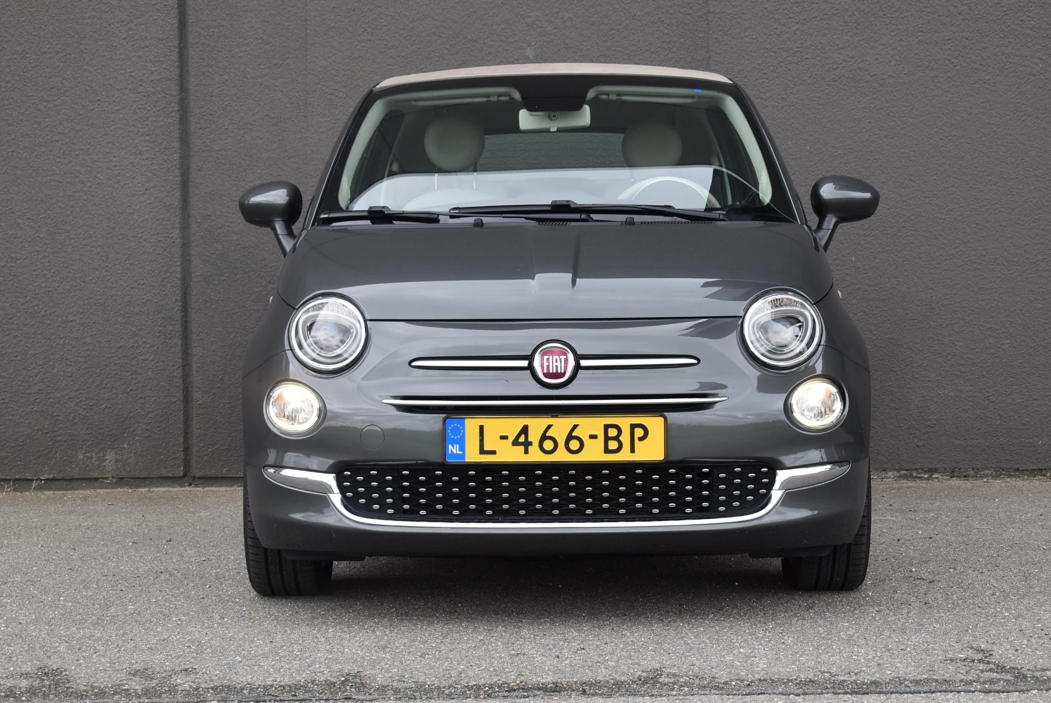 Fiat 500C met kenteken 47100 – autofoto 4