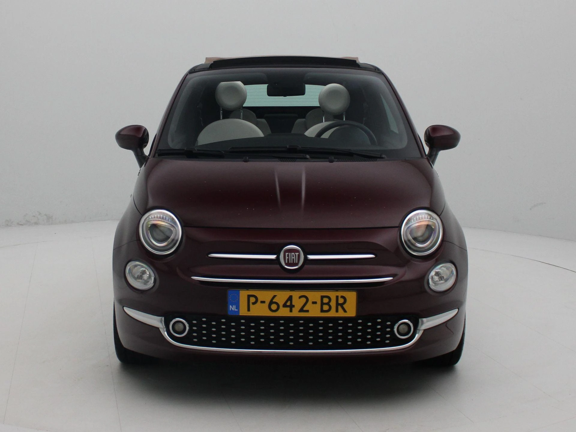 Fiat 500C met kenteken P-642-BR – autofoto 4