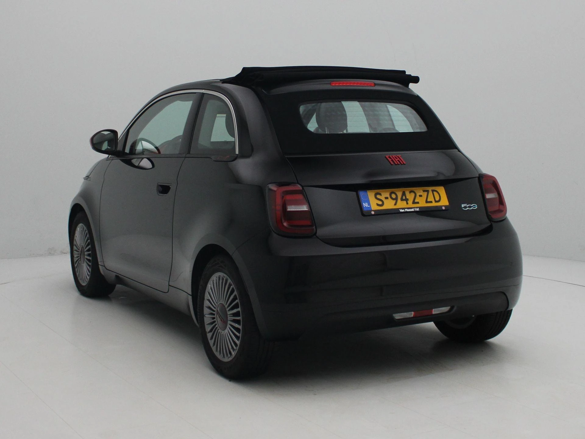 Fiat 500e – autofoto 3