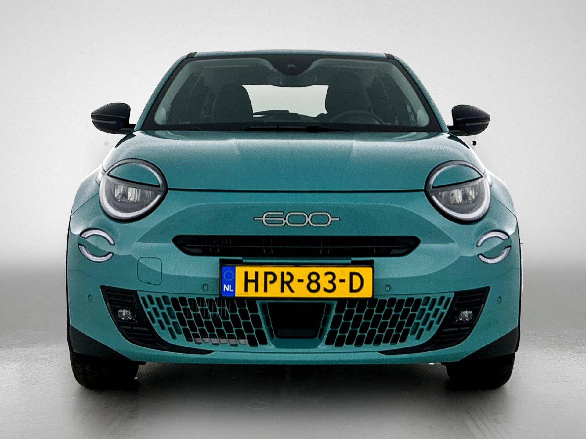 Fiat 600 met kenteken HPR-83-D – autofoto 5