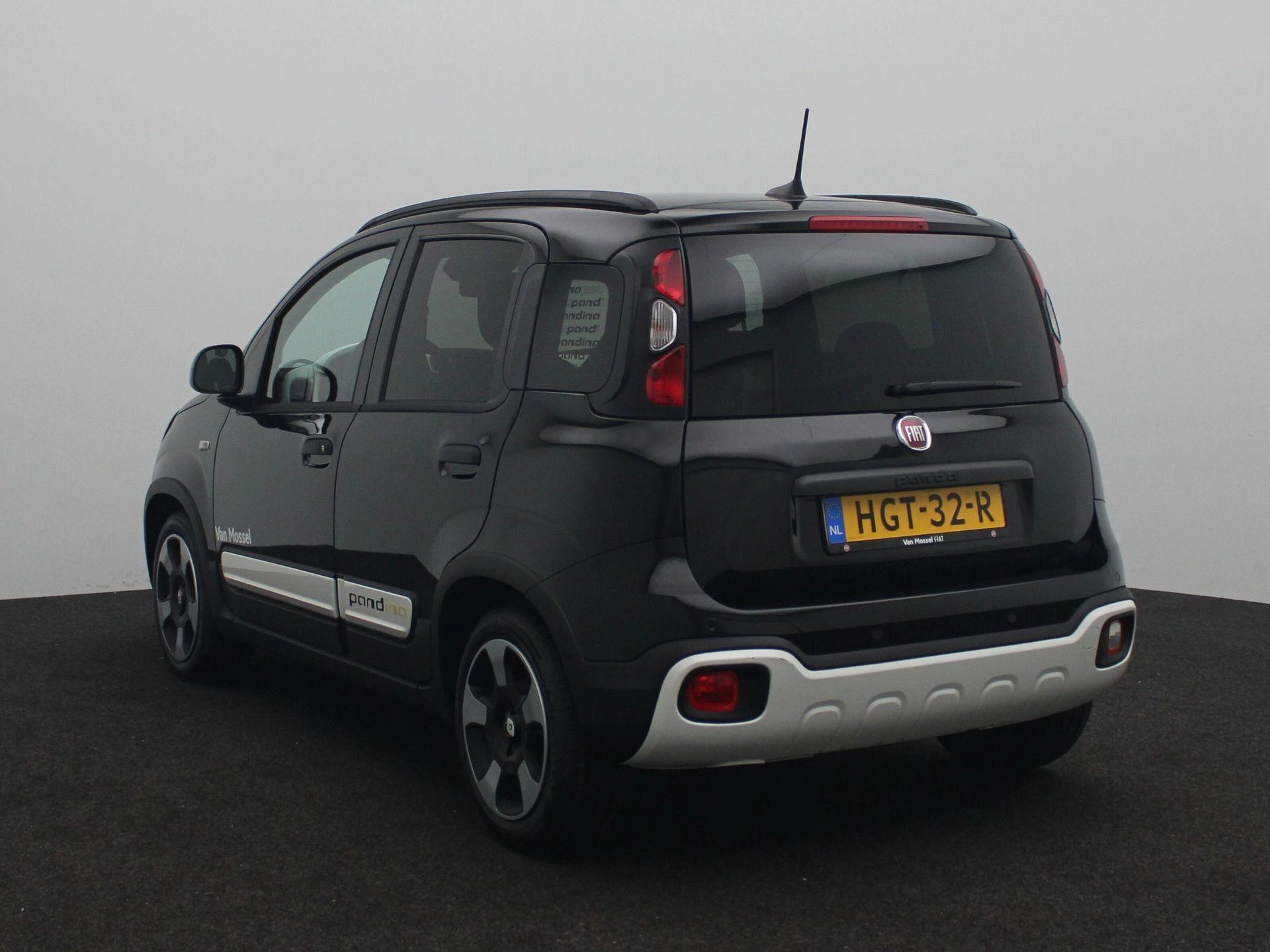 Fiat Panda met kenteken HGT-32-R – autofoto 3