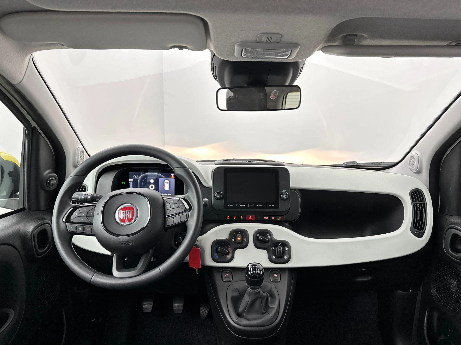 Fiat Panda met kenteken KKG-66-V – autofoto 4