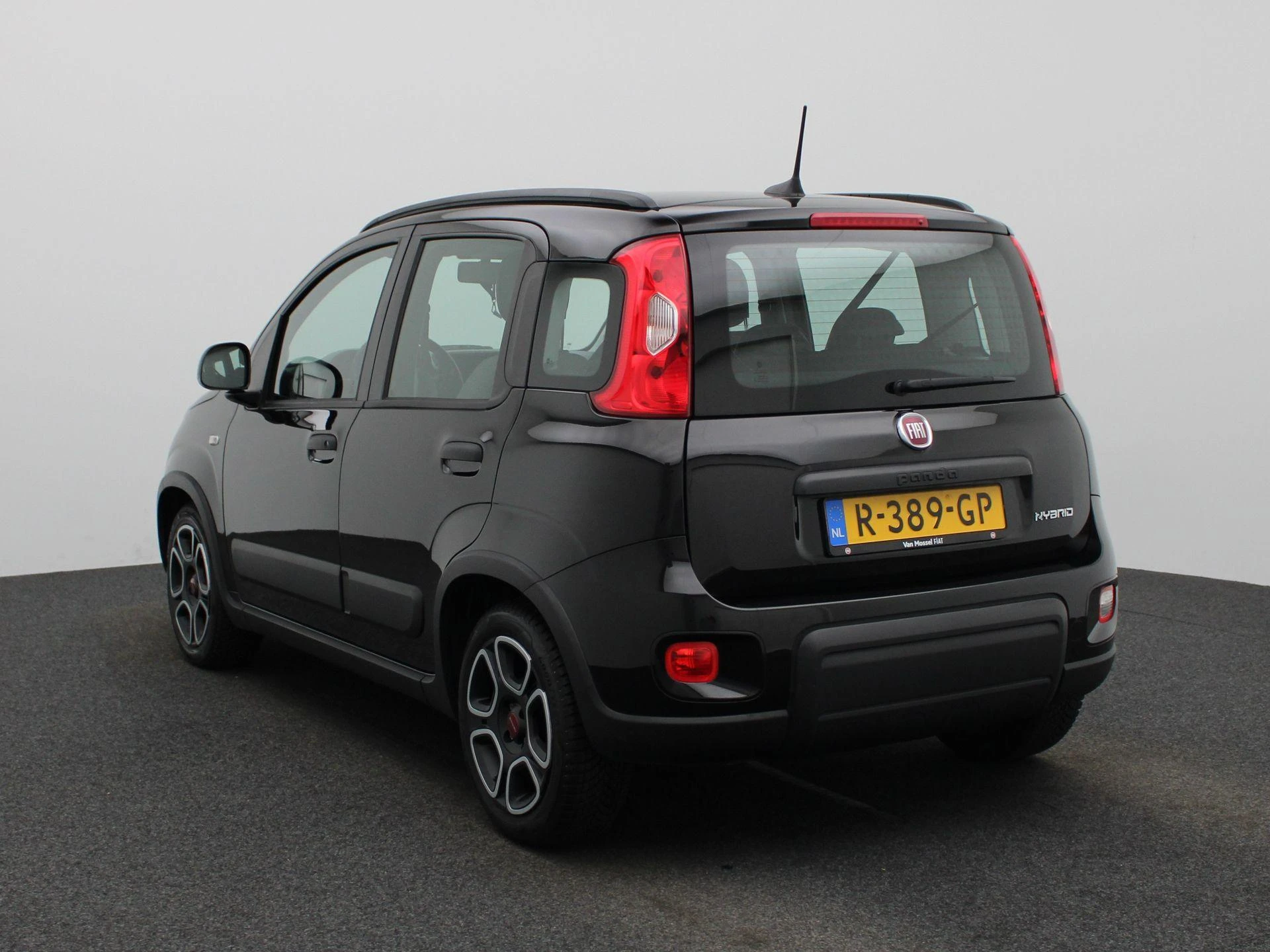 Fiat Panda met kenteken R-389-GP – autofoto 3