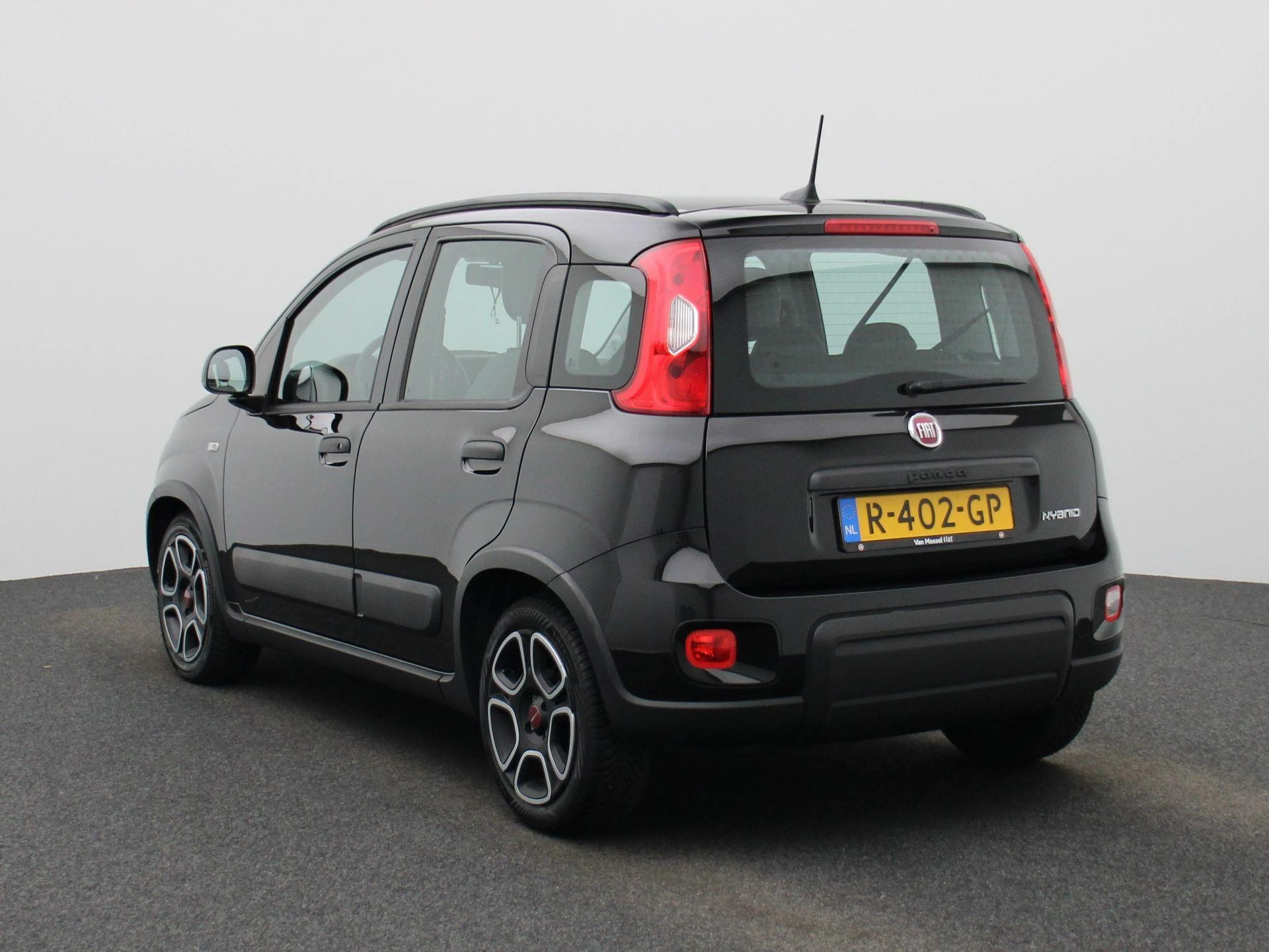 Fiat Panda met kenteken R-402-GP – autofoto 3