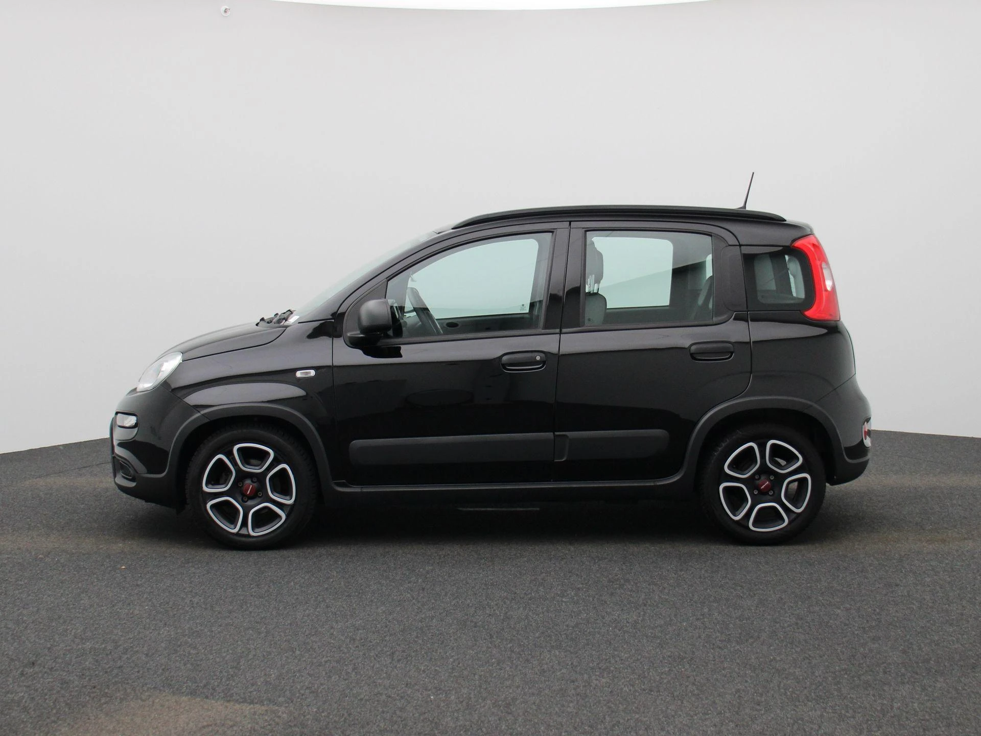 Fiat Panda met kenteken R-402-GP – autofoto 5