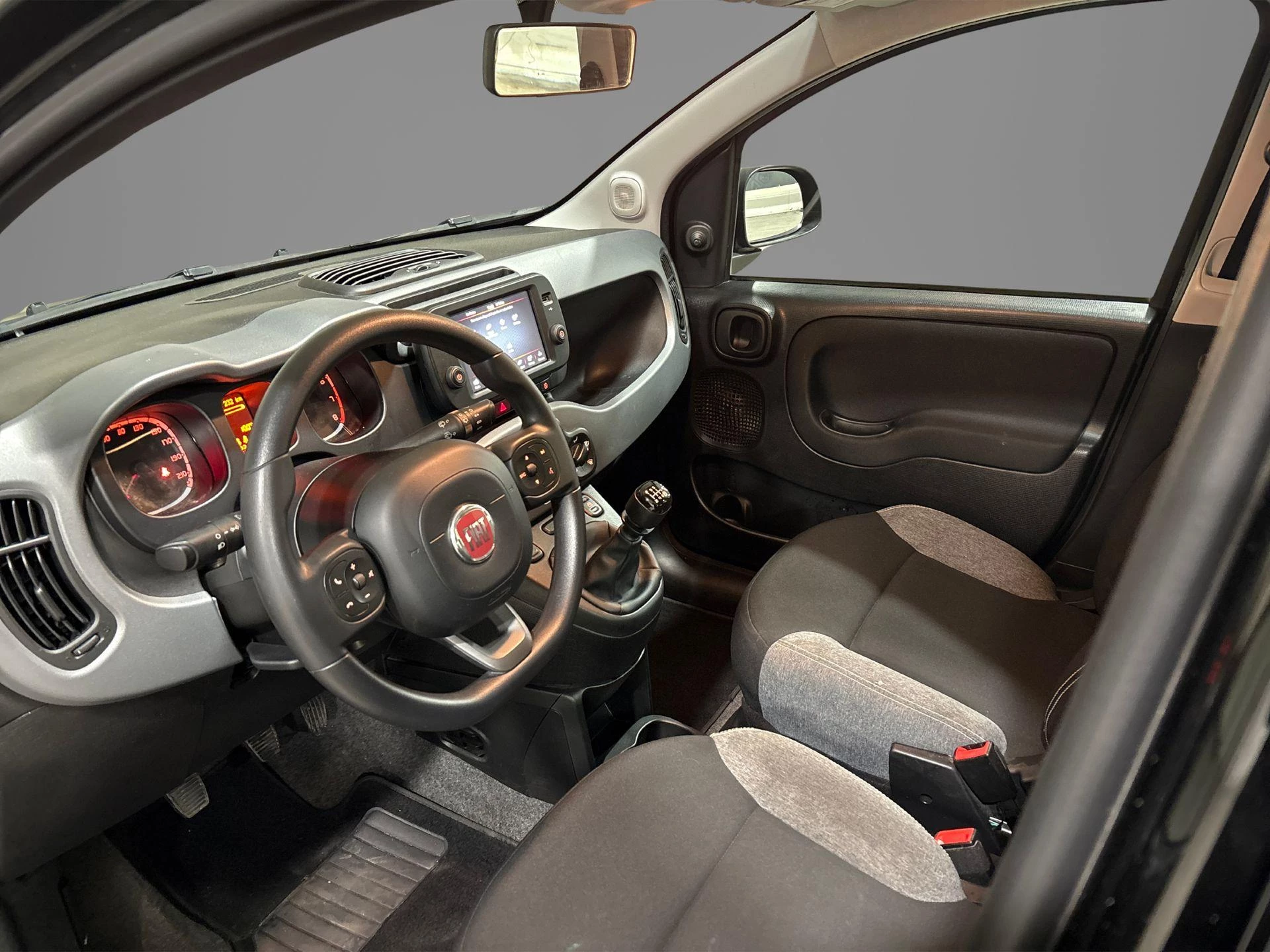 Fiat Panda met kenteken R-403-GP – autofoto 5