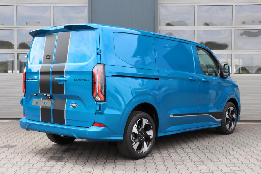 Ford E-Transit – autofoto 3