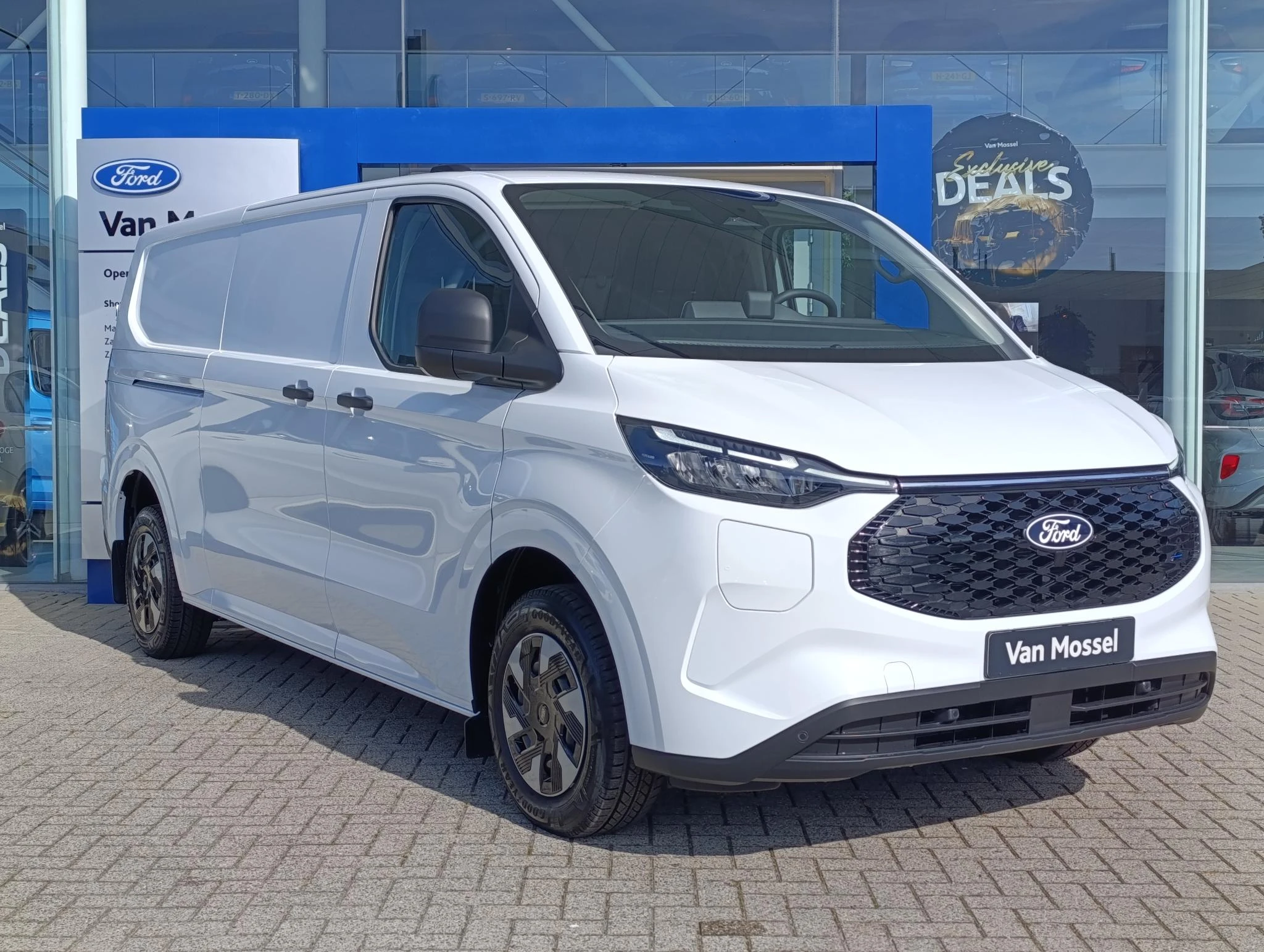 Ford E-Transit – autofoto 4