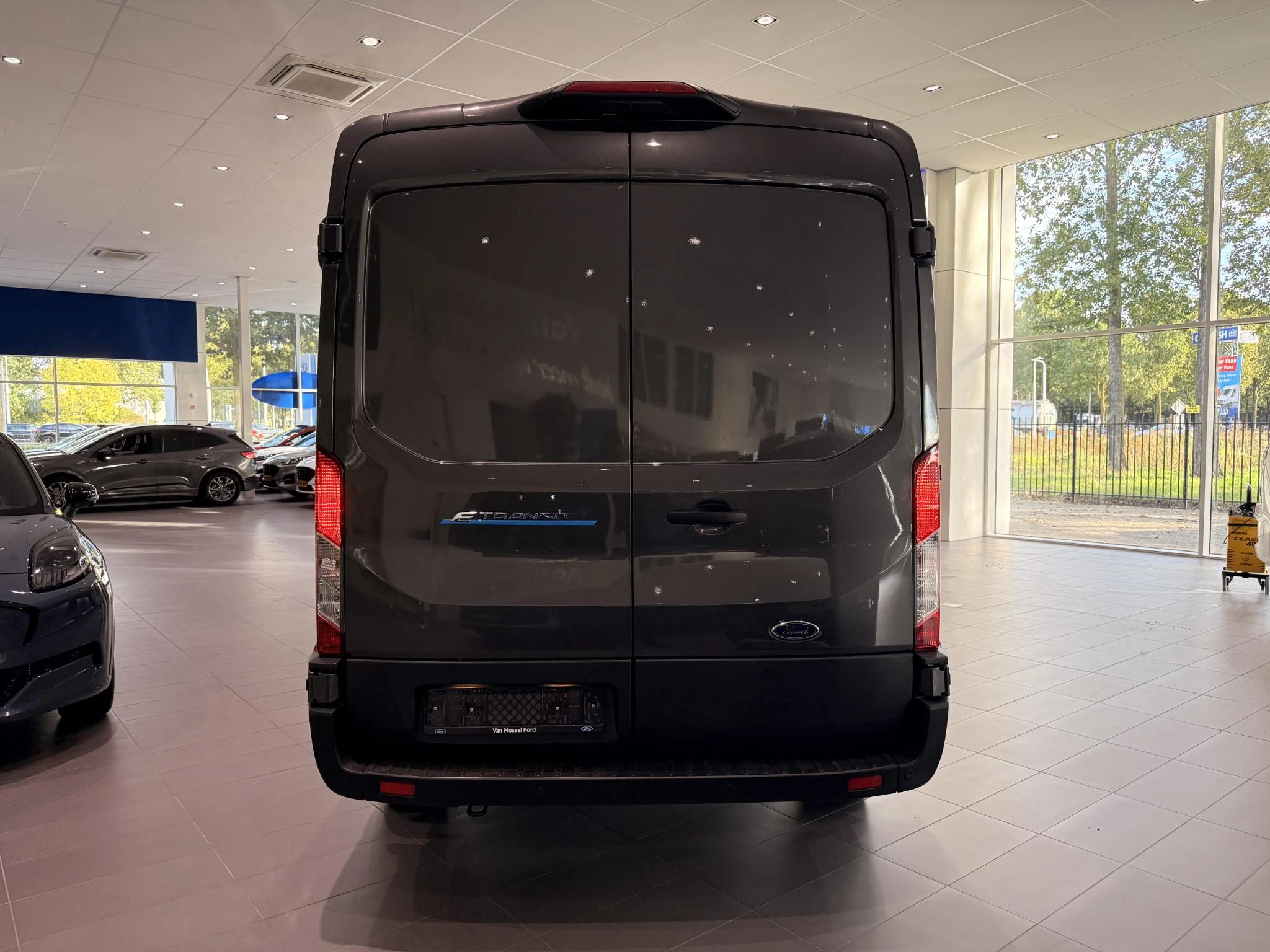 Ford E-Transit – autofoto 5