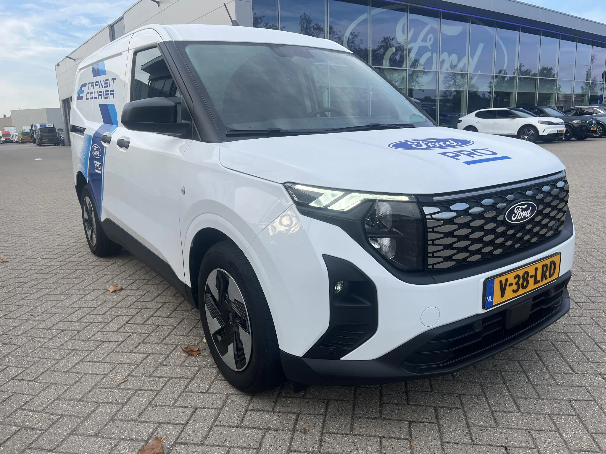 Ford E-Transit – autofoto 5