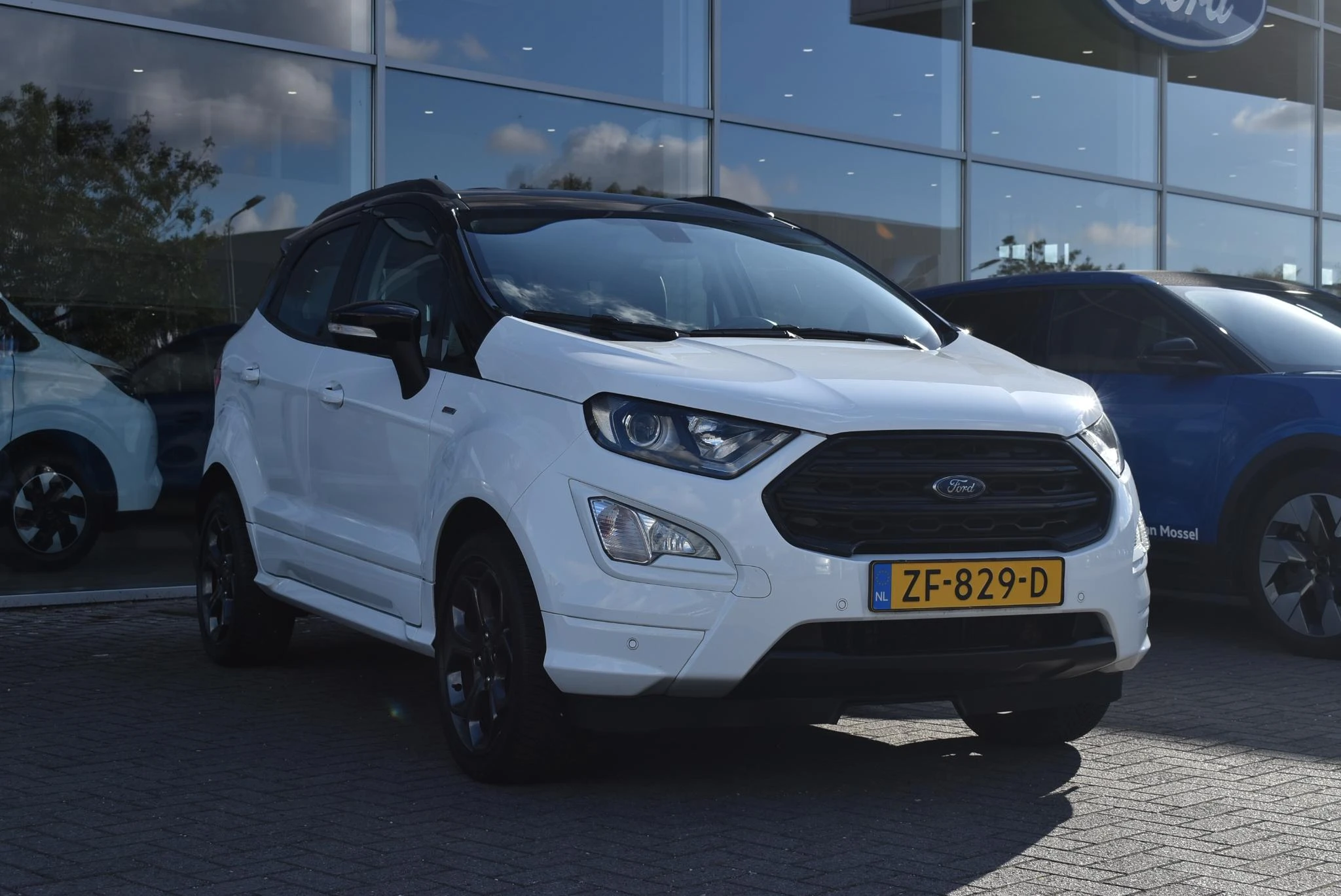 Ford EcoSport met kenteken 62100 – autofoto 5