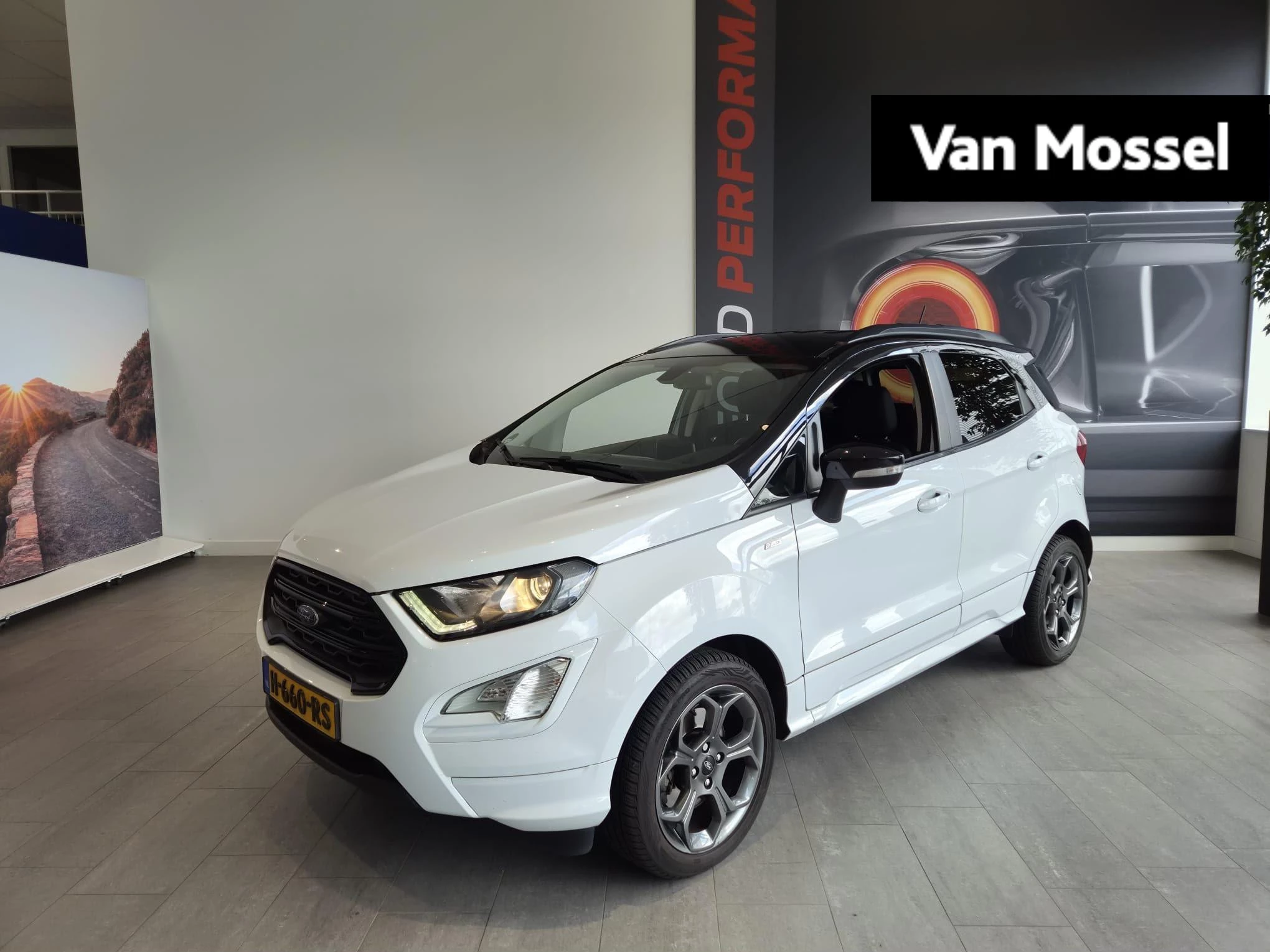 Ford EcoSport met kenteken 76100 – autofoto 2
