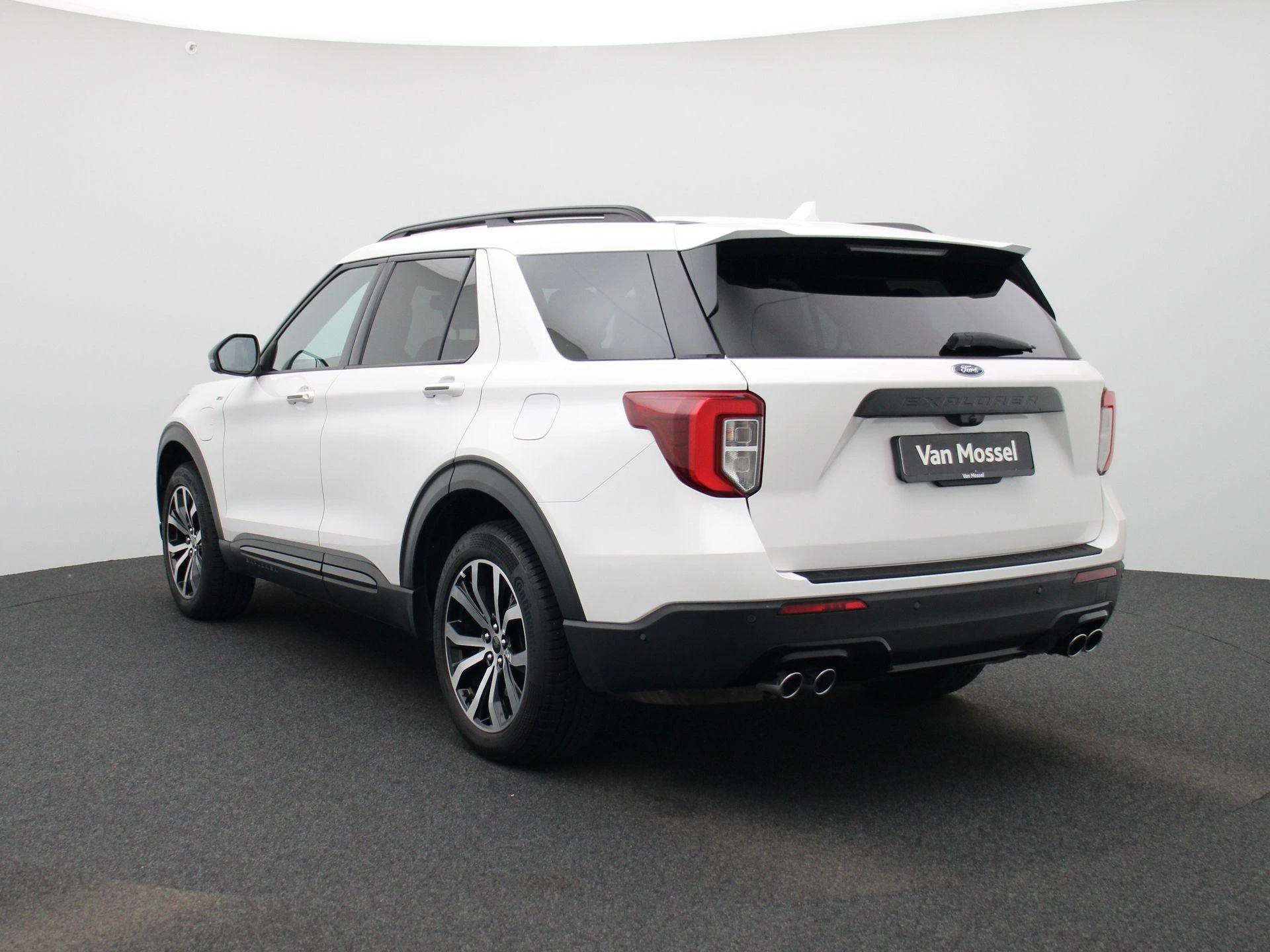 Ford Explorer met kenteken 29100 – autofoto 4
