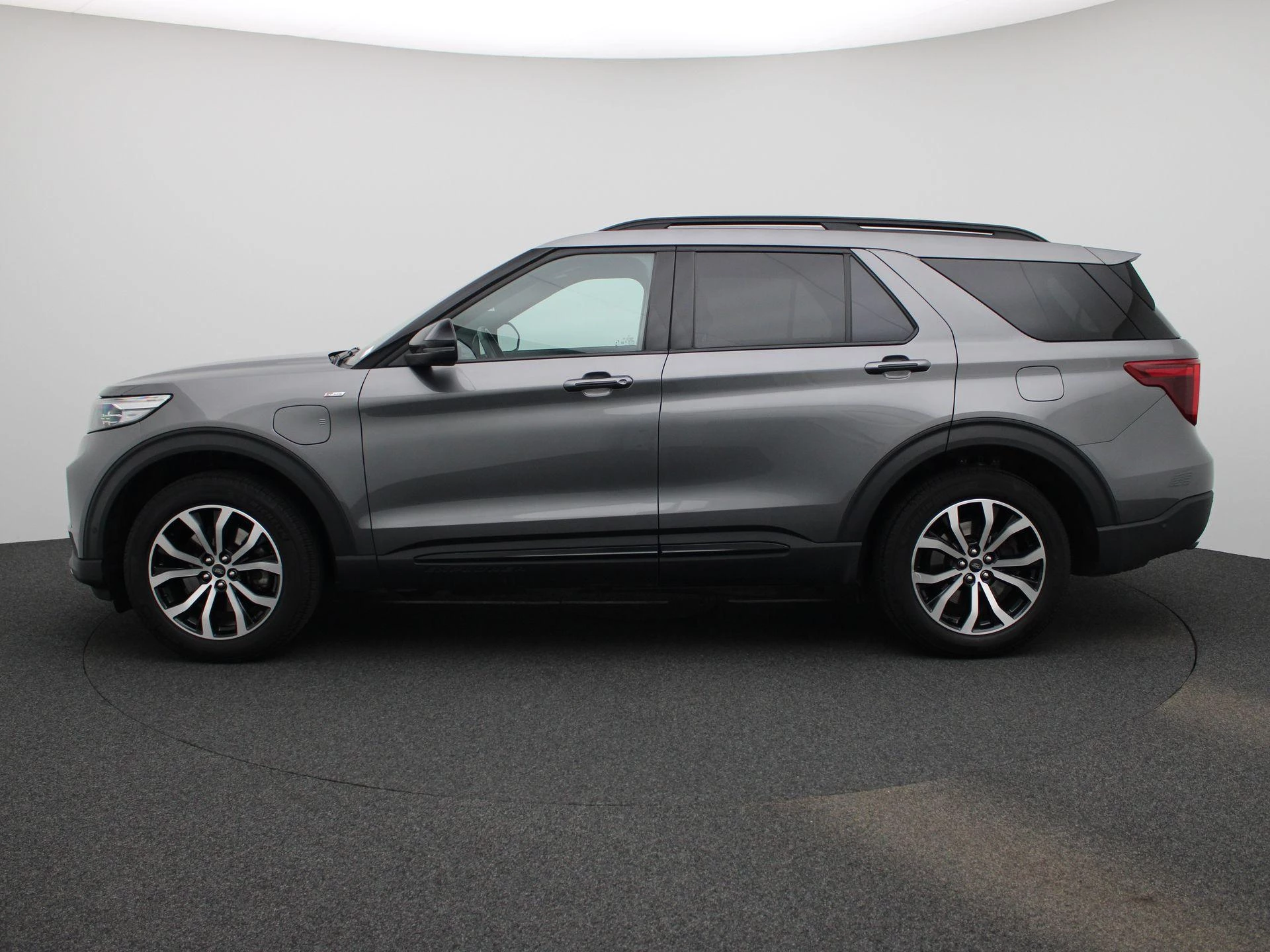 Ford Explorer met kenteken 29100 – autofoto 5