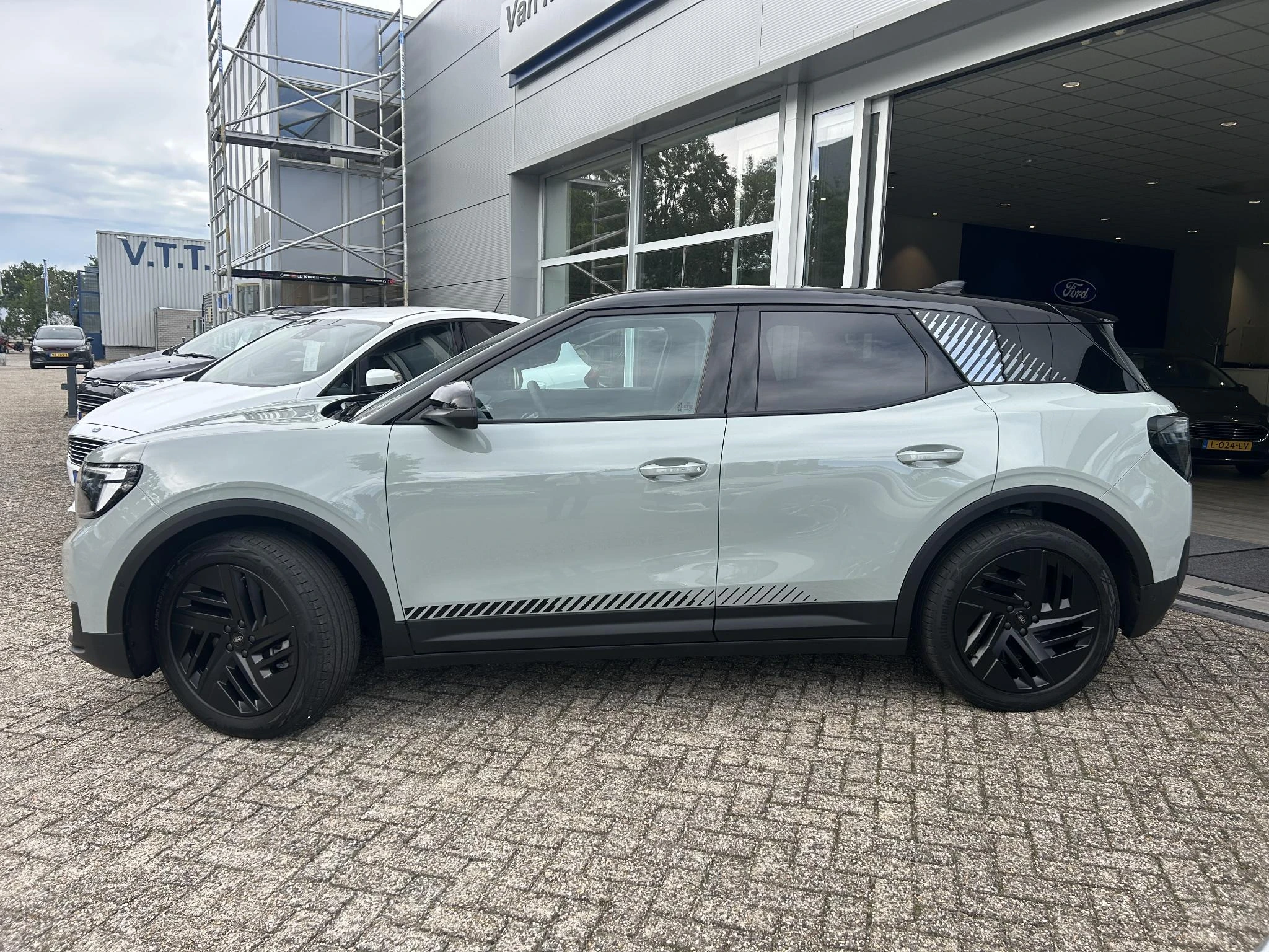Ford Explorer – autofoto 4