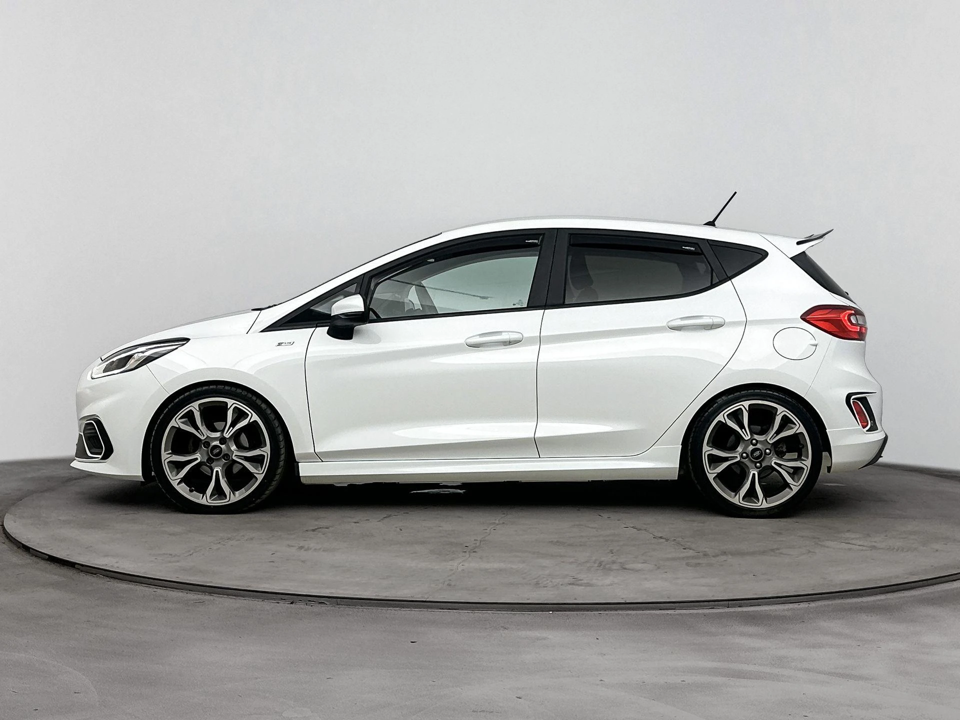 Ford Fiesta met kenteken 43100 – autofoto 4