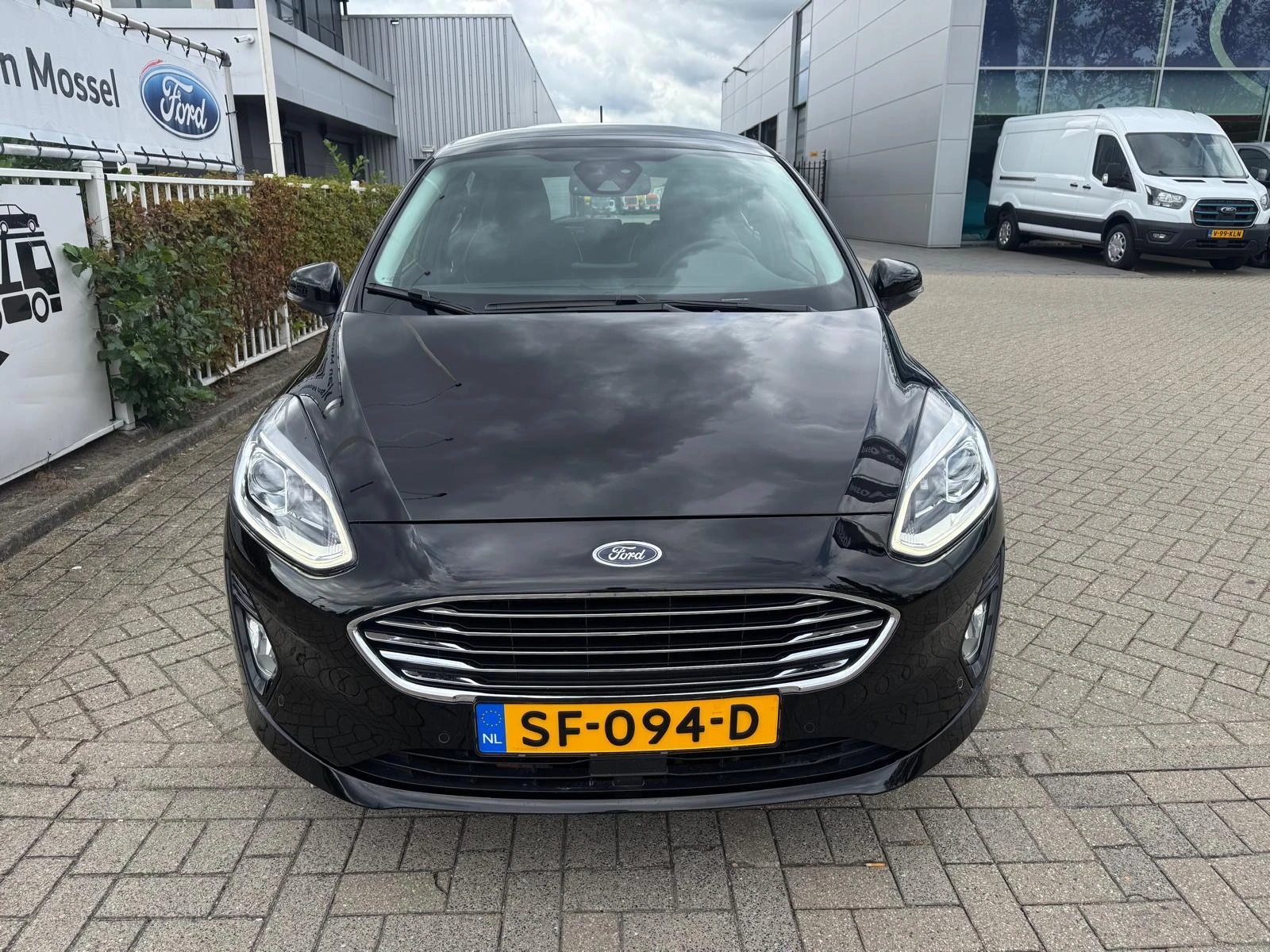 Ford Fiesta met kenteken 43100 – autofoto 4
