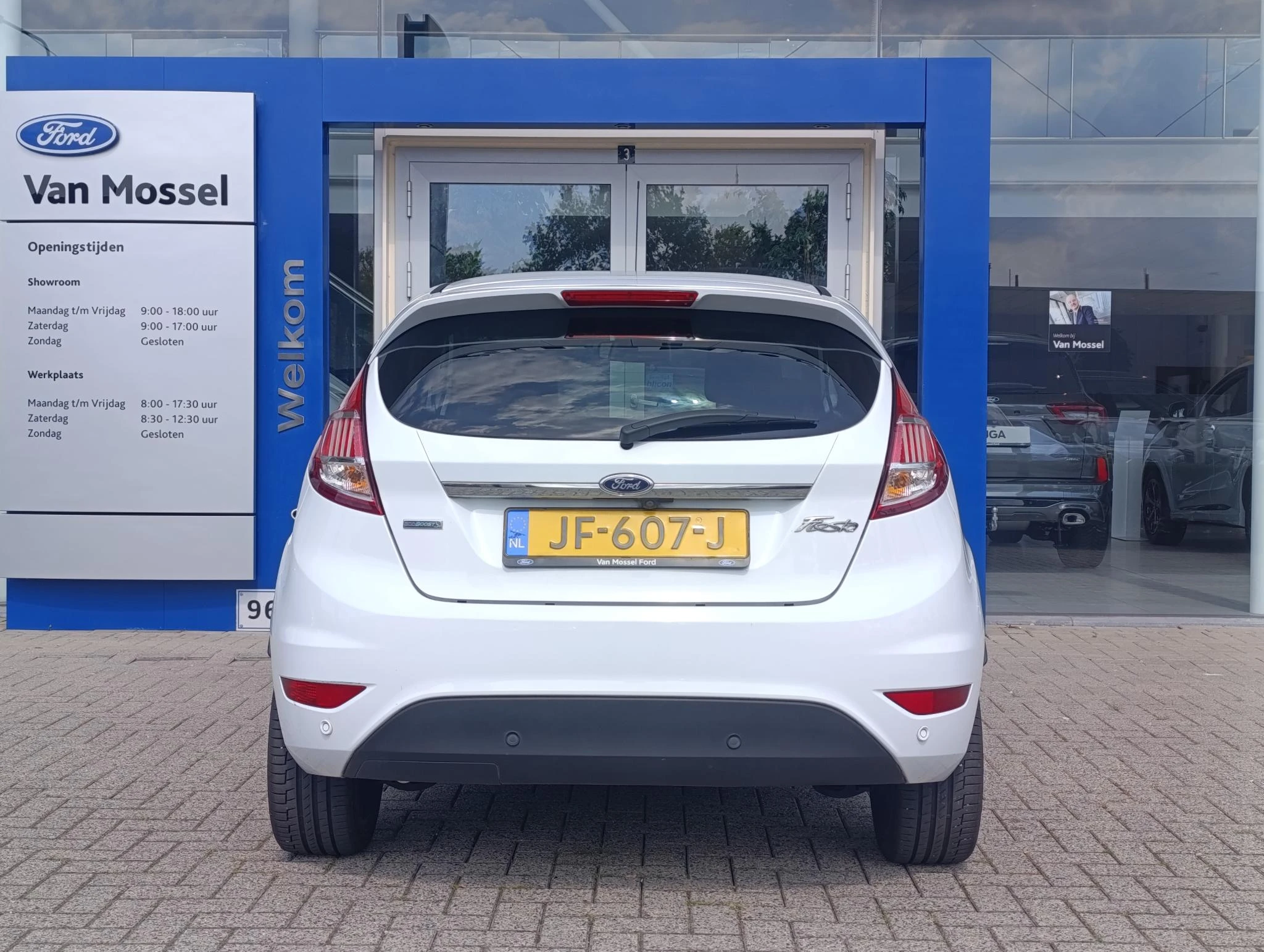 Ford Fiesta met kenteken 49100 – autofoto 5
