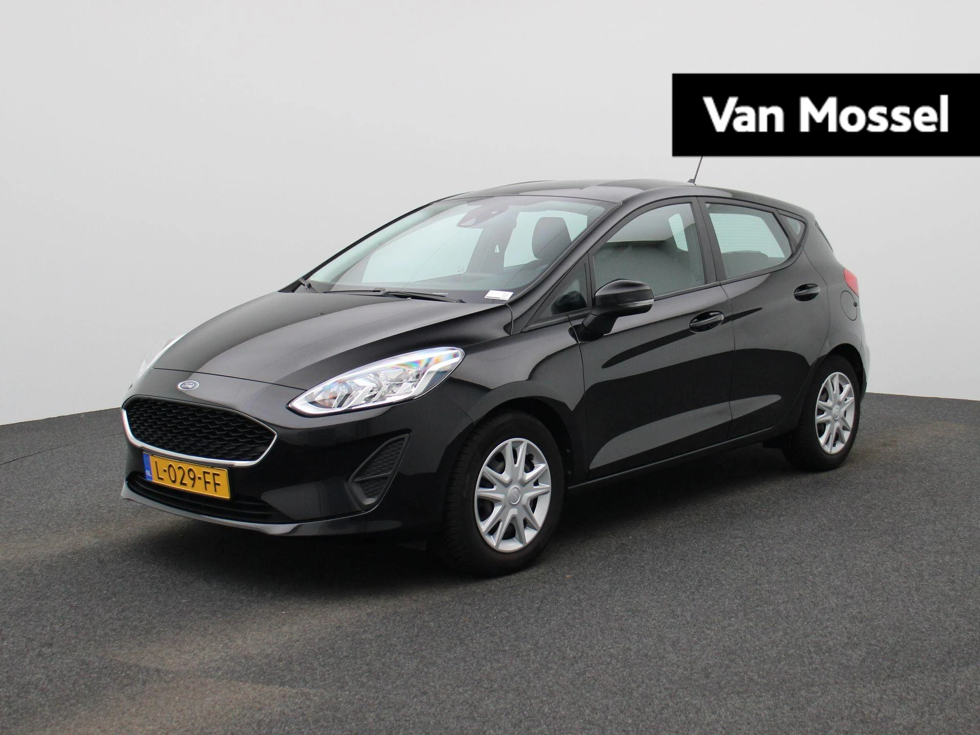 Ford Fiesta met kenteken 50100 – autofoto 2