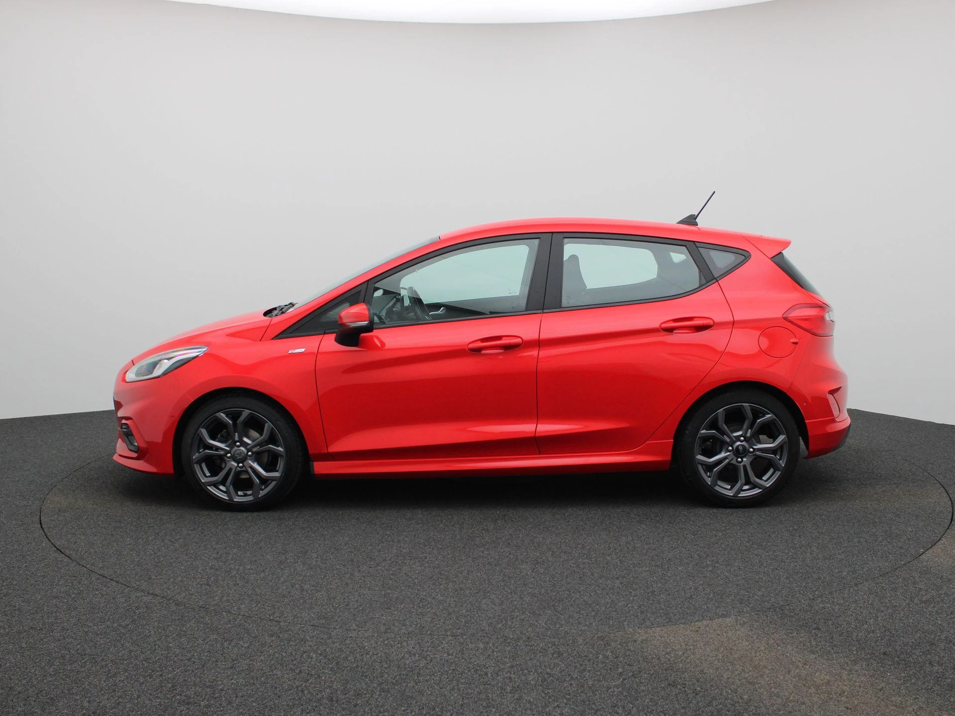 Ford Fiesta met kenteken 50100 – autofoto 5
