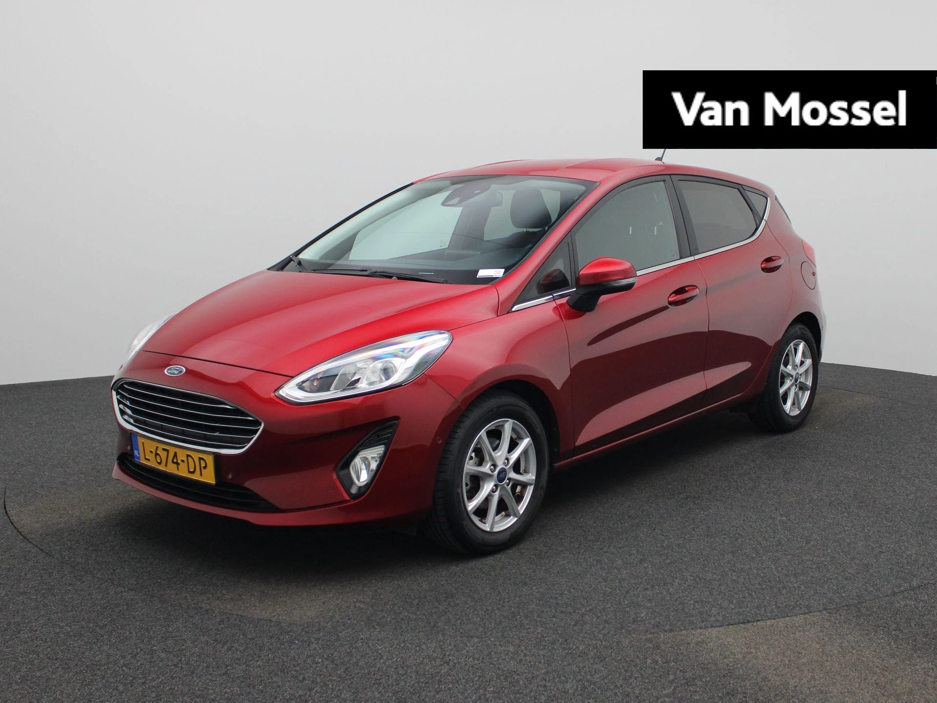 Ford Fiesta met kenteken 75100 – autofoto 2