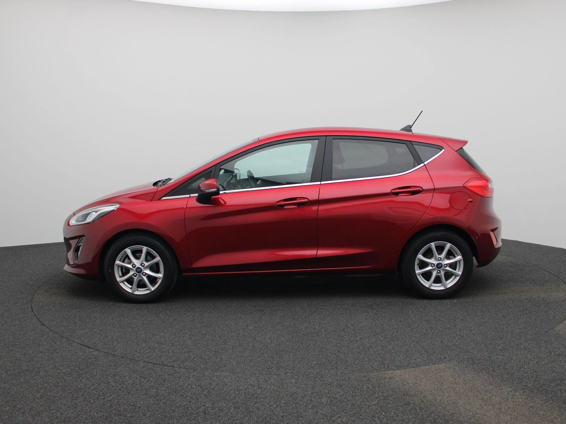 Ford Fiesta met kenteken 75100 – autofoto 5