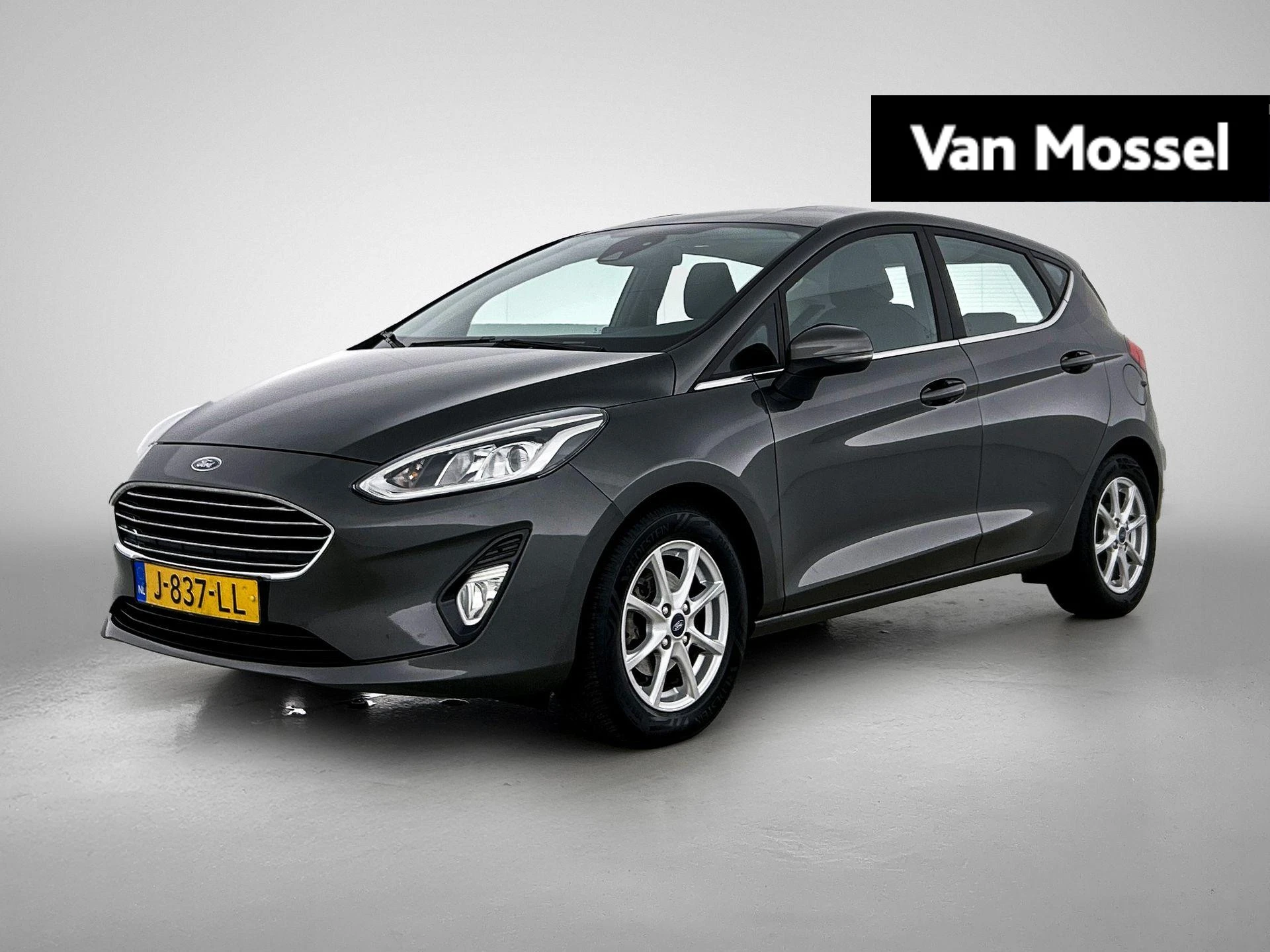 Ford Fiesta met kenteken J-837-LL – autofoto 2
