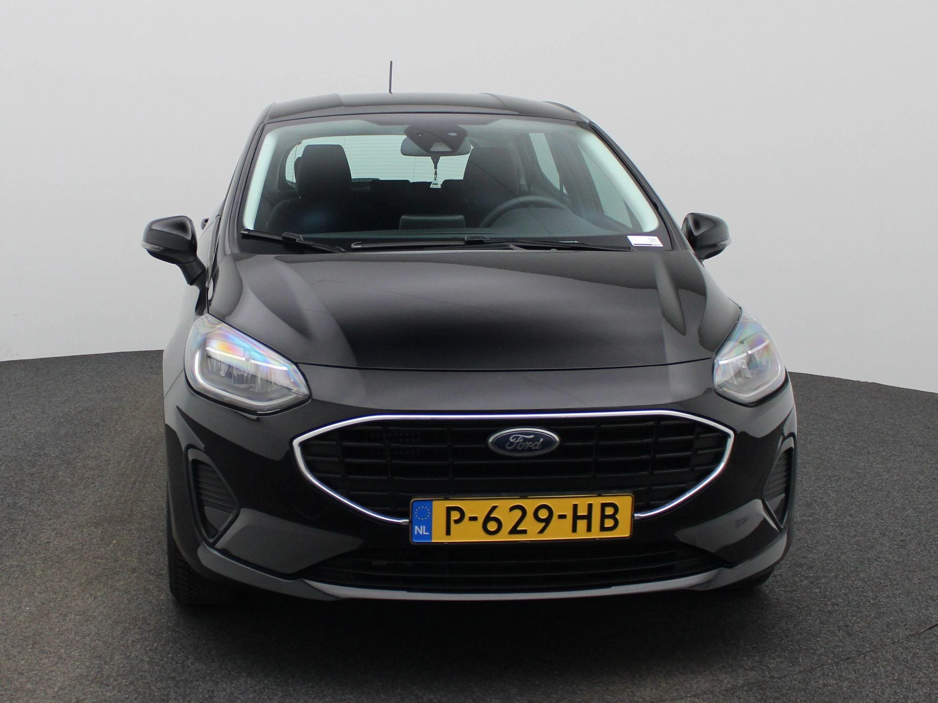 Ford Fiesta met kenteken P-629-HB – autofoto 4