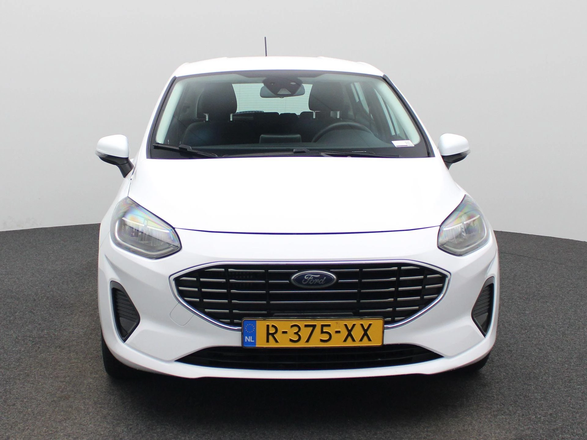 Ford Fiesta met kenteken R-375-XX – autofoto 4