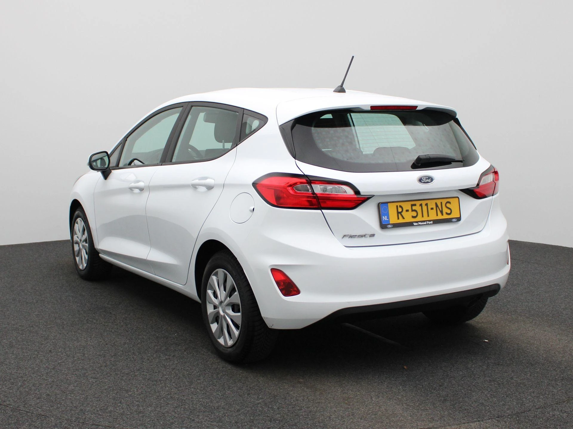 Ford Fiesta met kenteken R-511-NS – autofoto 3
