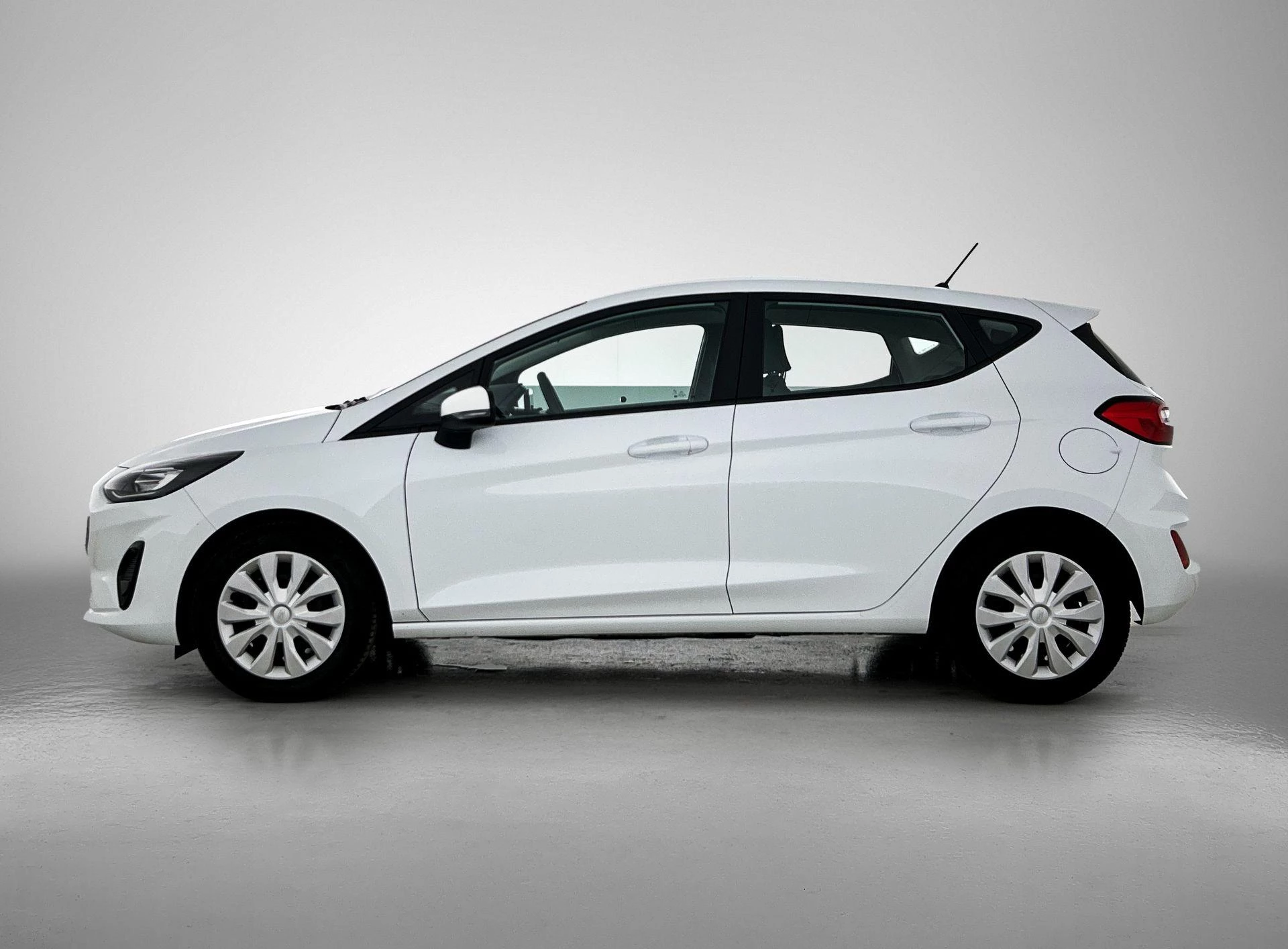 Ford Fiesta met kenteken R-538-XP – autofoto 4