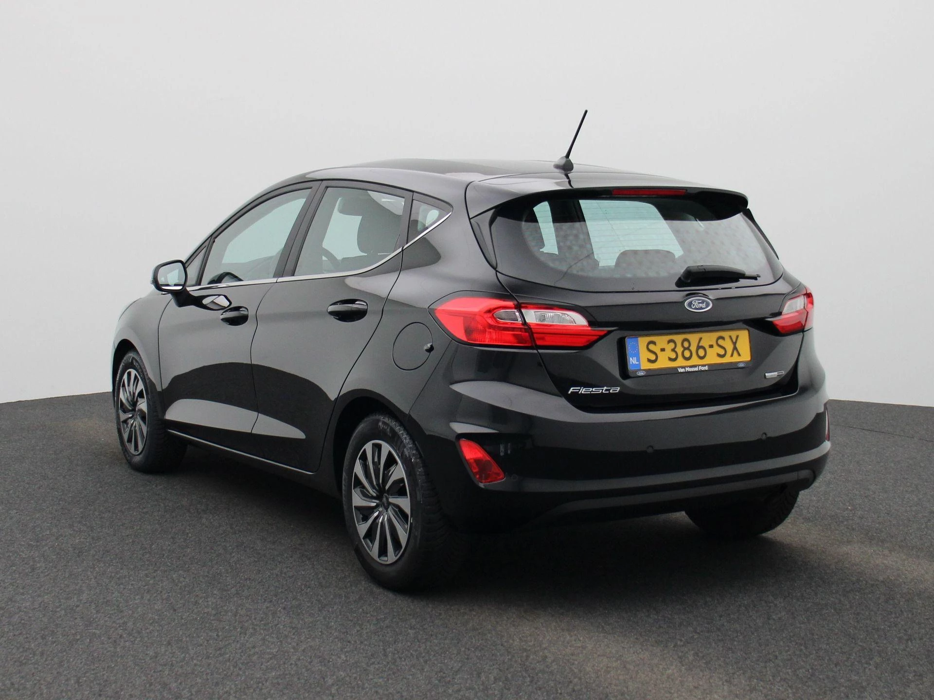 Ford Fiesta met kenteken S-386-SX – autofoto 3