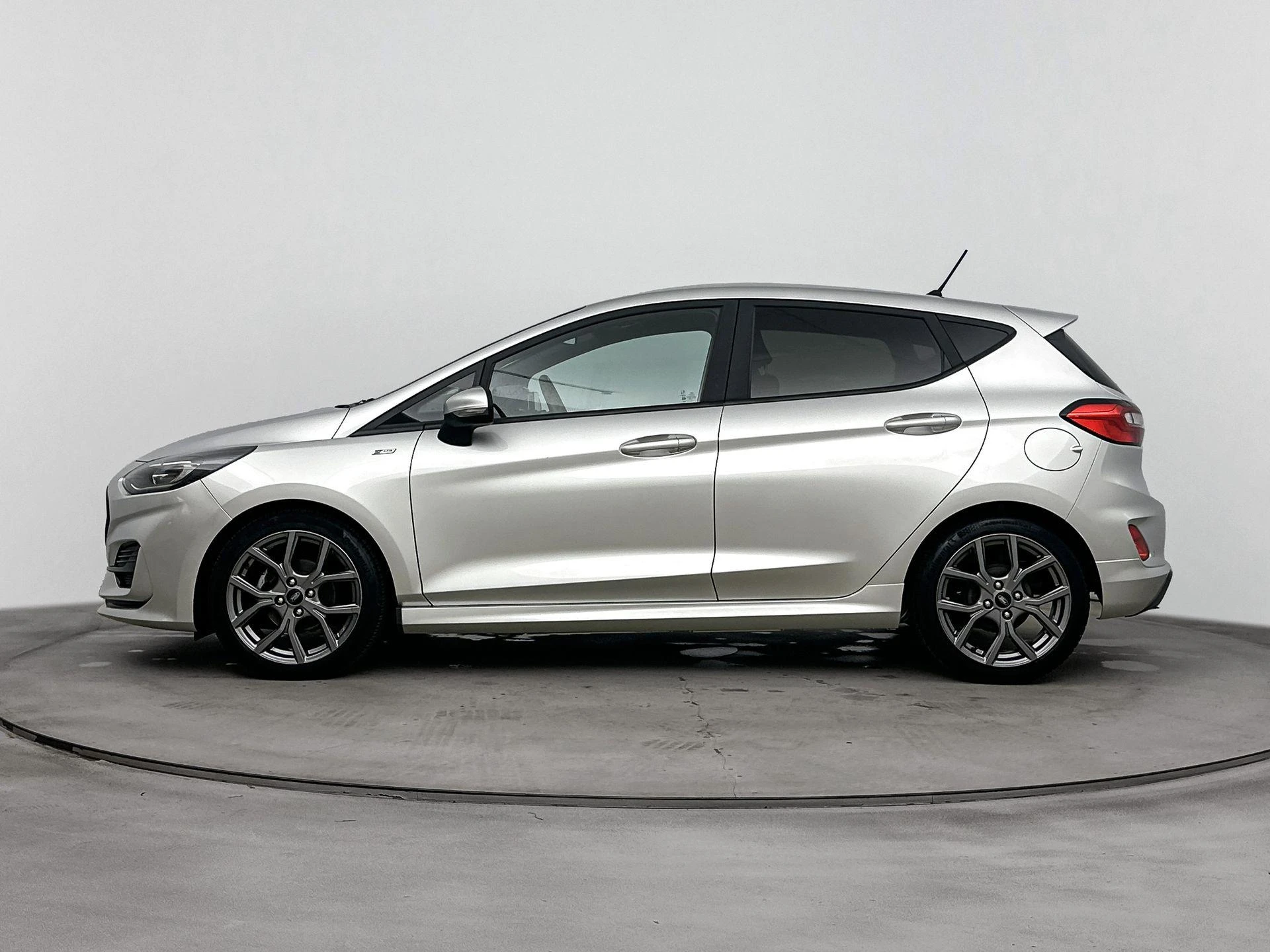 Ford Fiesta met kenteken X-257-XS – autofoto 4