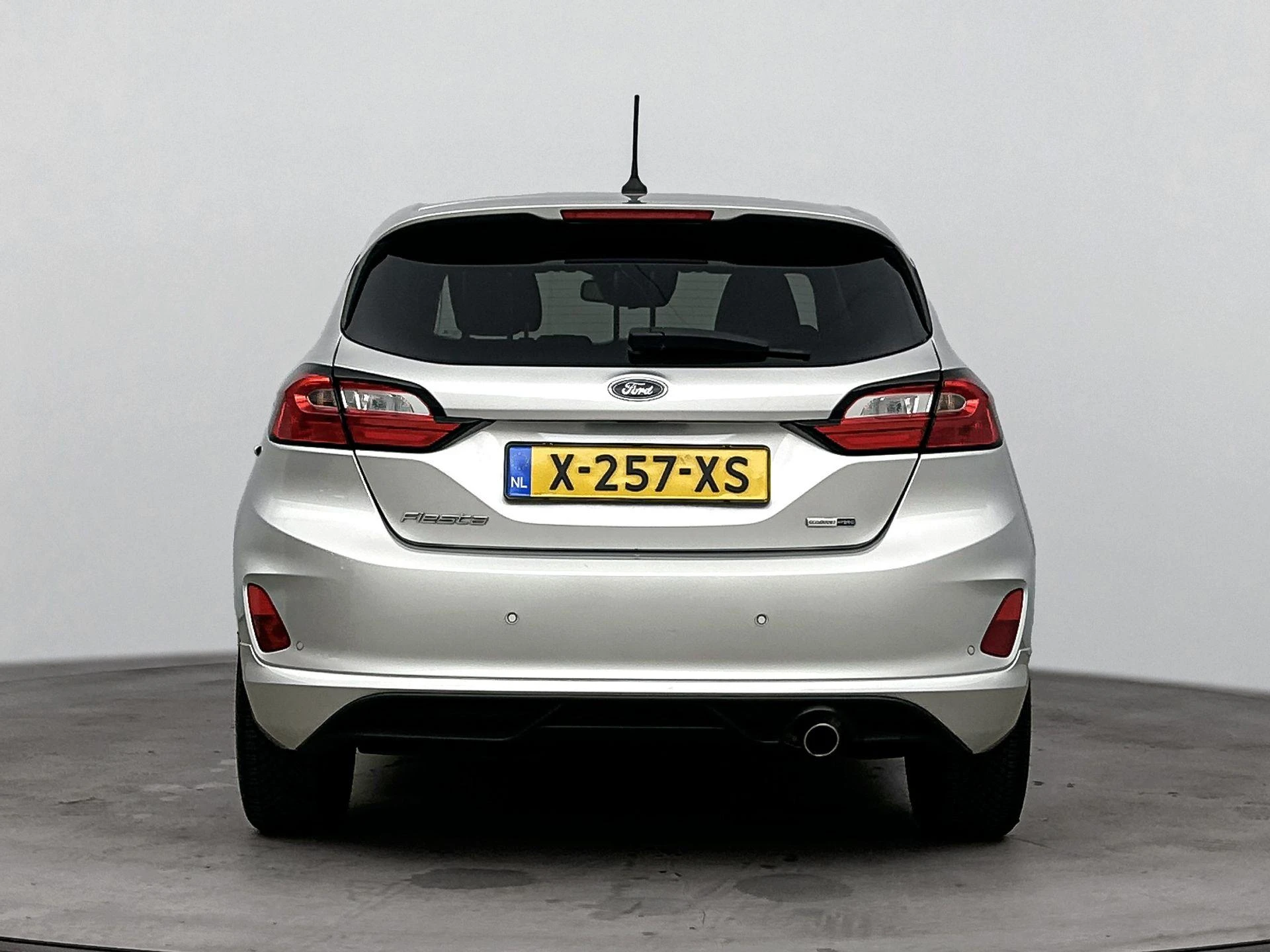 Ford Fiesta met kenteken X-257-XS – autofoto 5