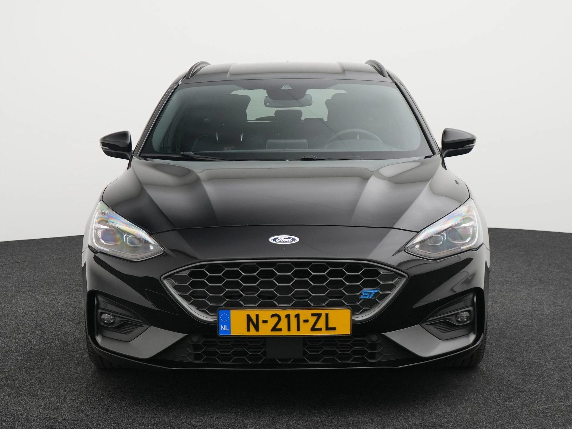 Ford Focus met kenteken 108100 – autofoto 4