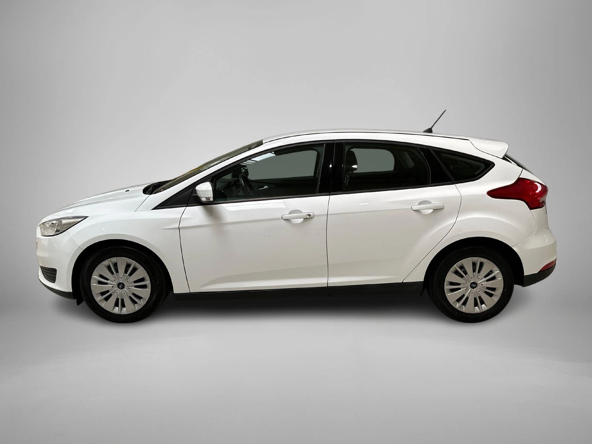 Ford Focus met kenteken 46100 – autofoto 4