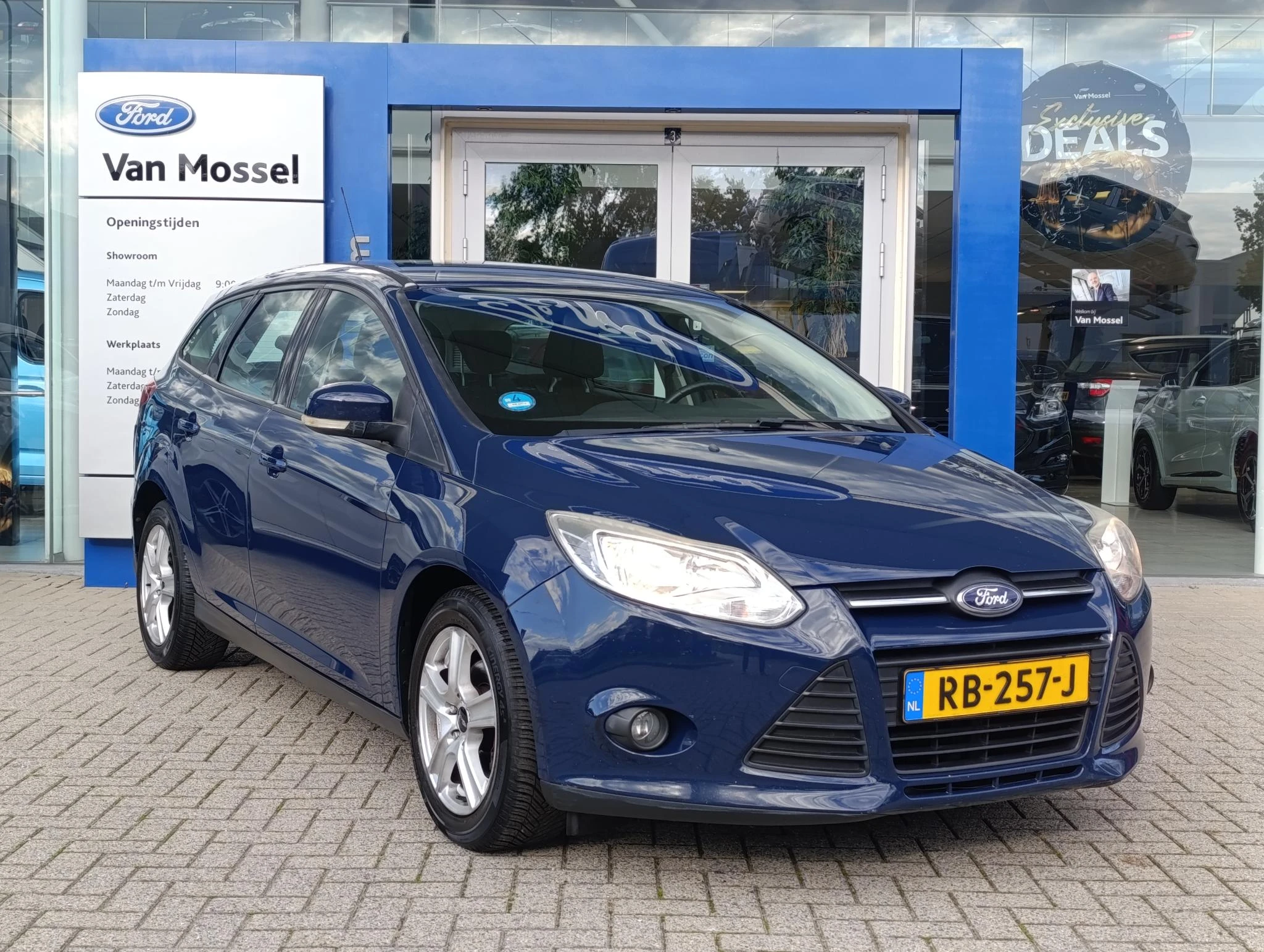 Ford Focus met kenteken 48100 – autofoto 4