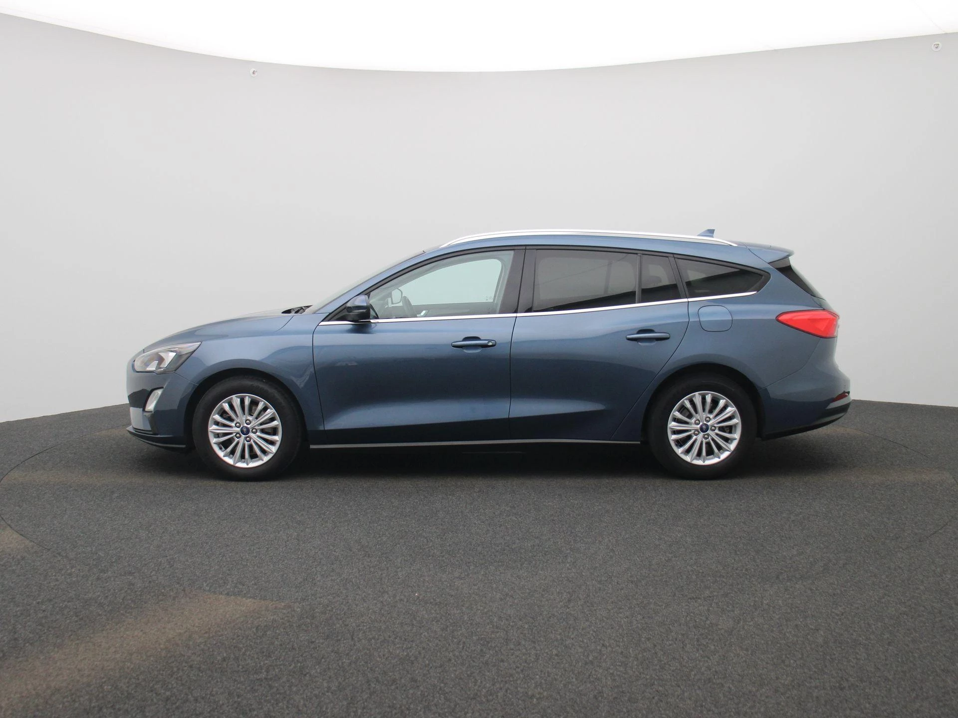 Ford Focus met kenteken L-677-DP – autofoto 5