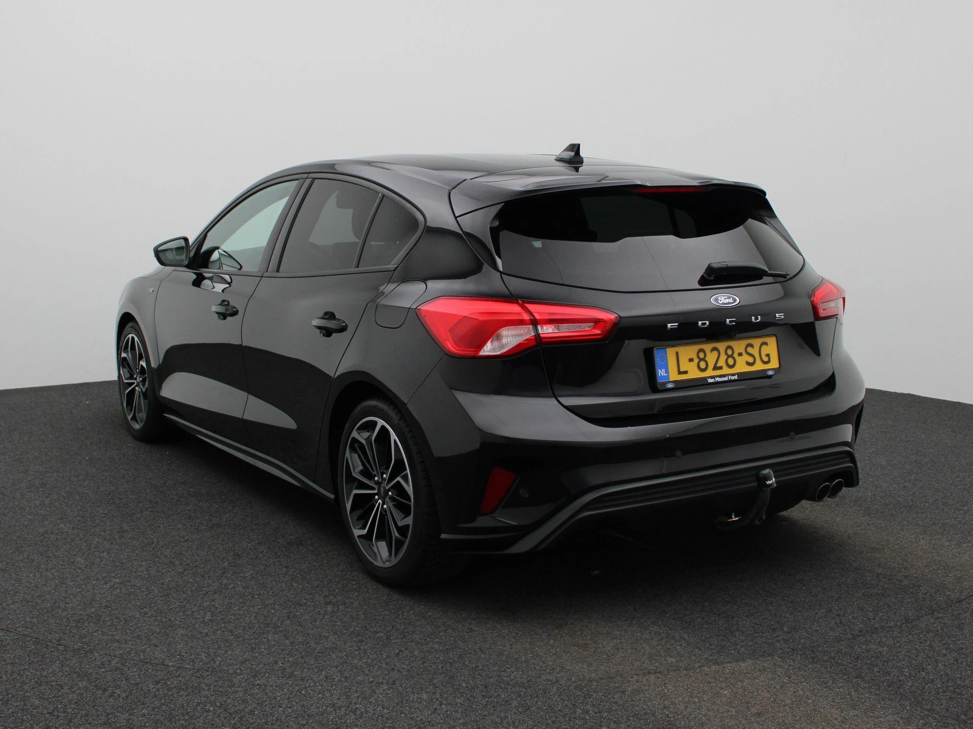 Ford Focus met kenteken L-828-SG – autofoto 3