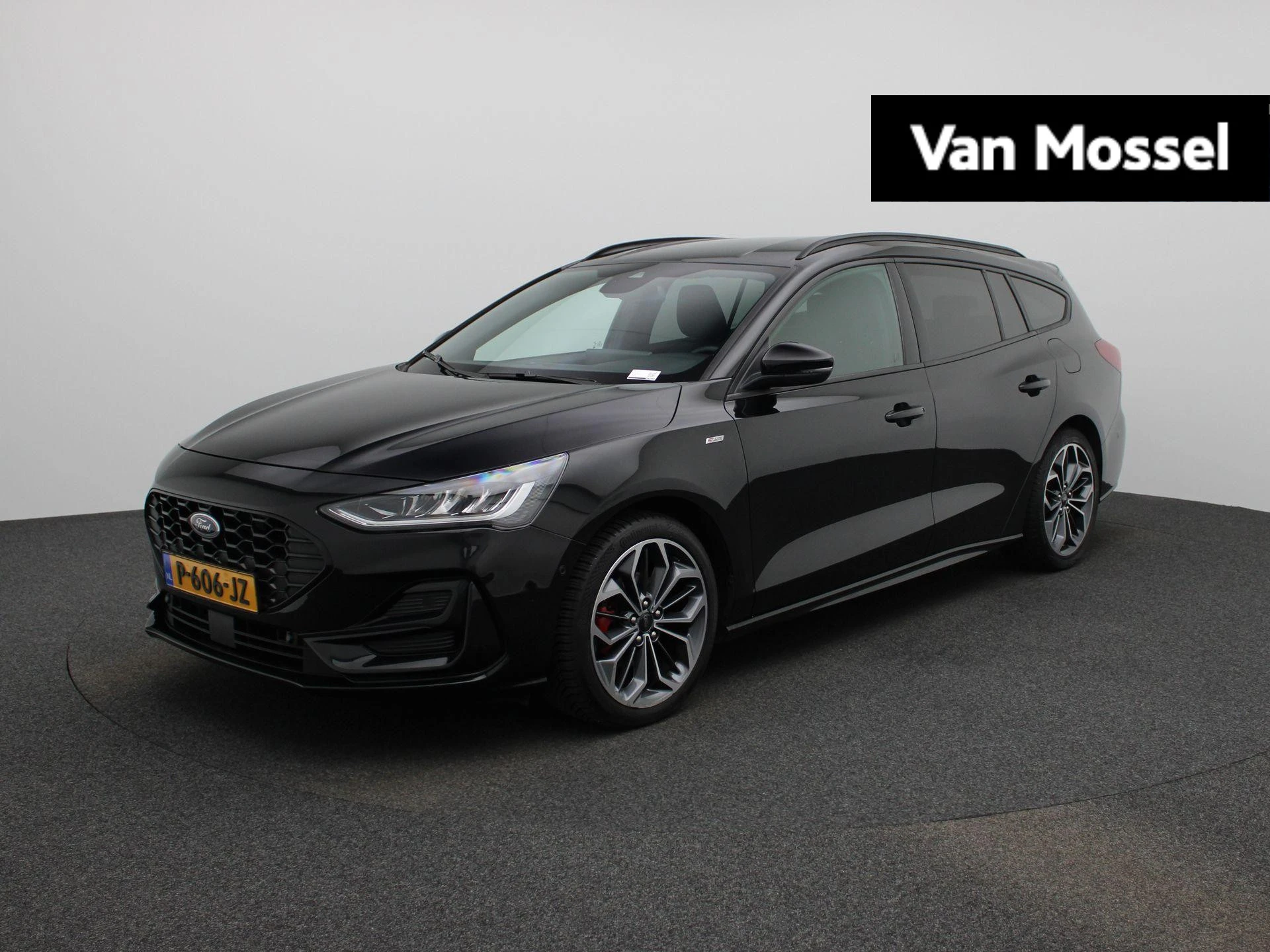 Ford Focus met kenteken P-606-JZ – autofoto 2