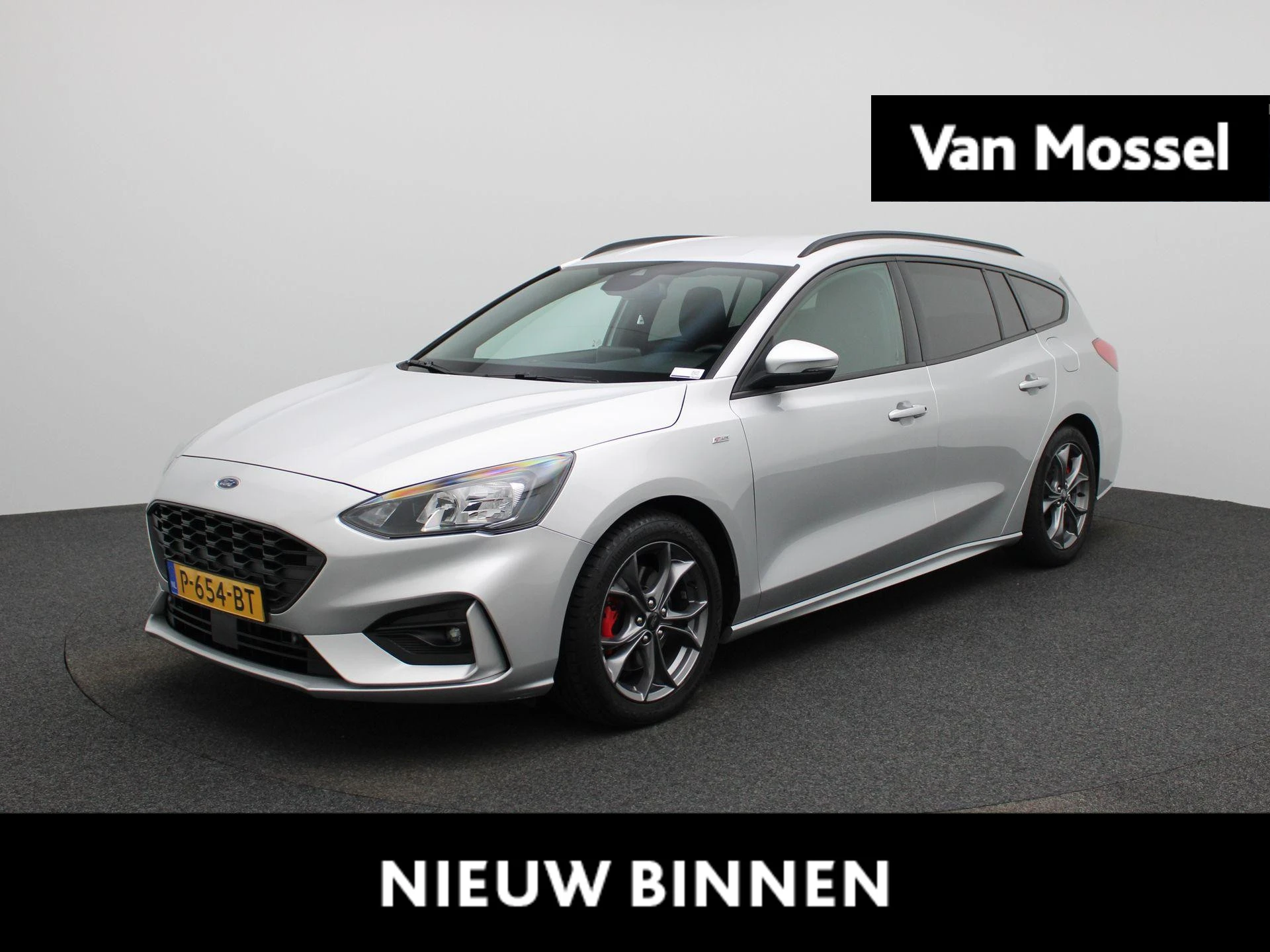 Ford Focus met kenteken P-654-BT – autofoto 2