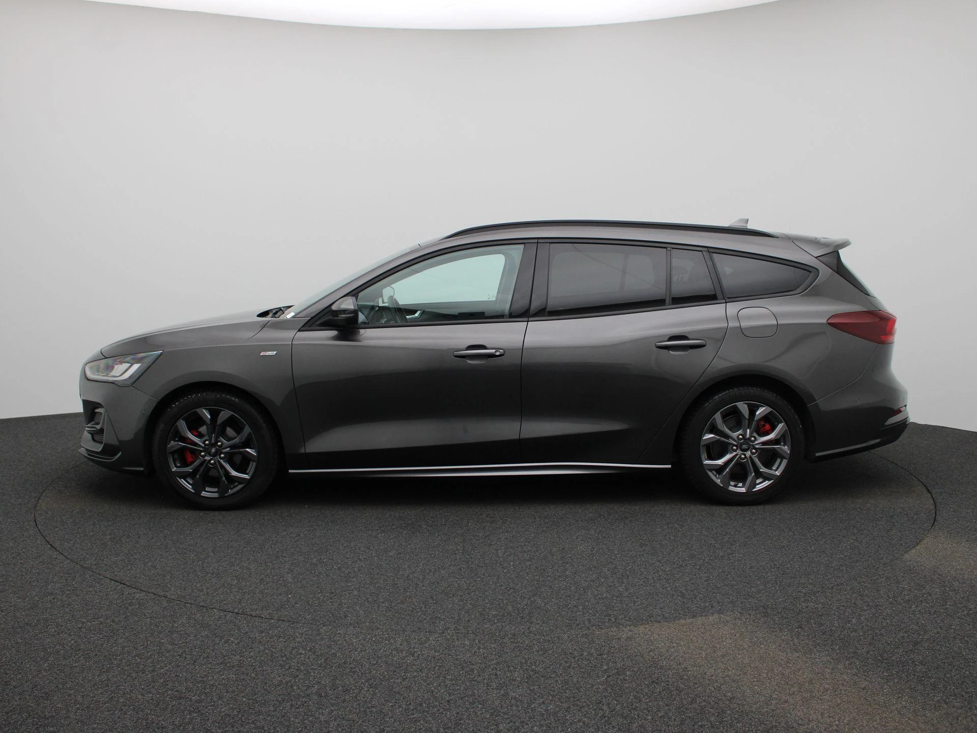 Ford Focus met kenteken R-549-GV – autofoto 5