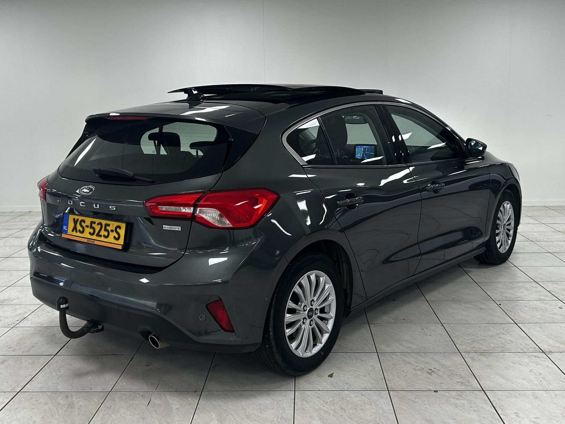Ford Focus met kenteken XS-525-S – autofoto 2
