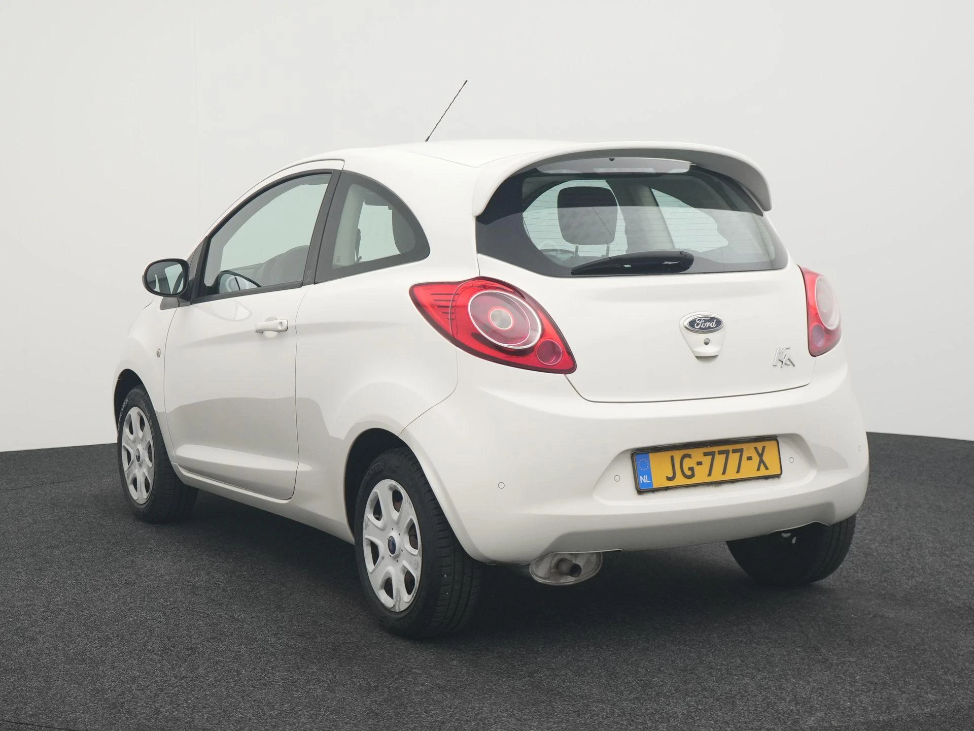 Ford Ka met kenteken JG-777-X – autofoto 3