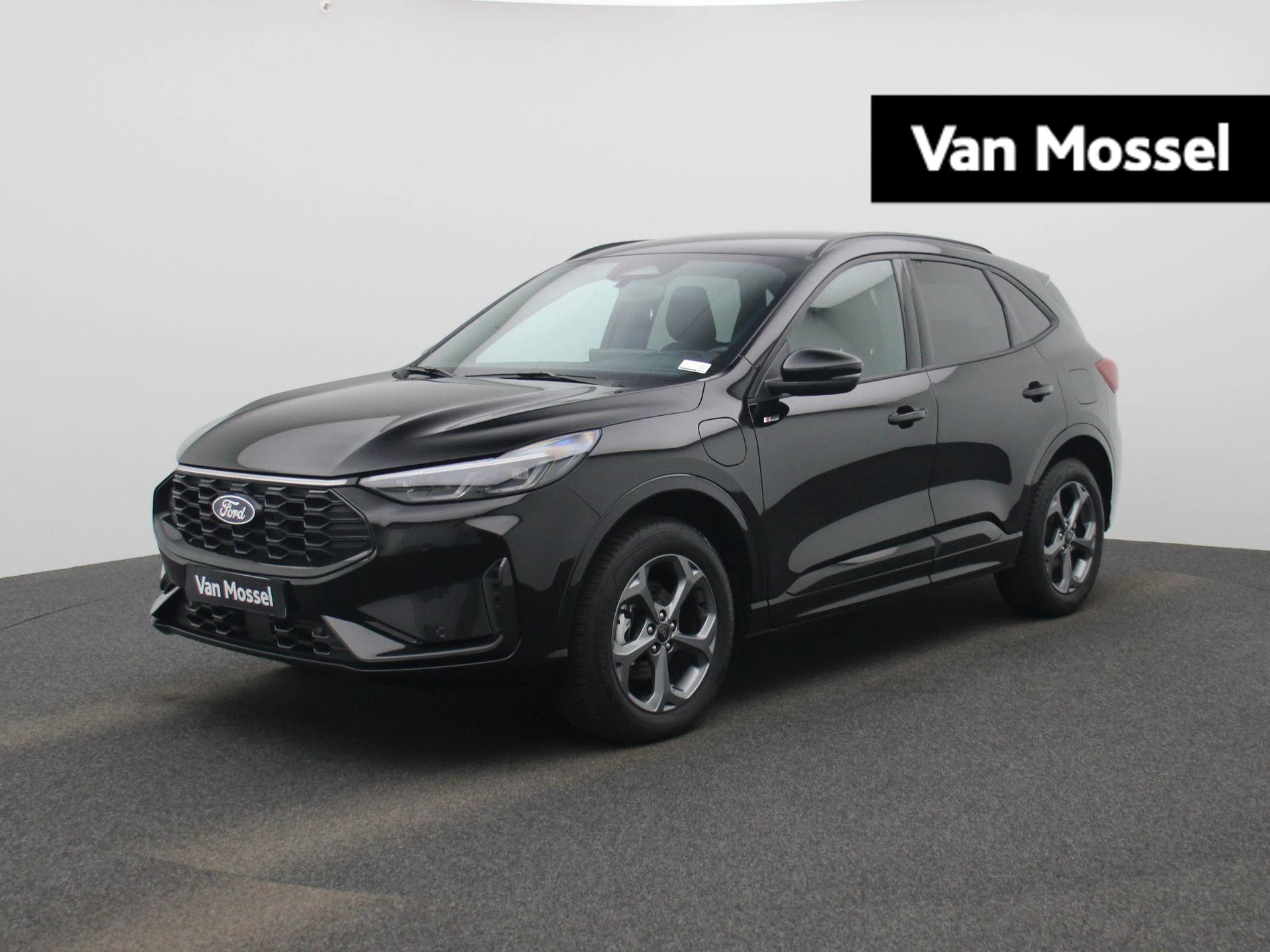 Ford Kuga met kenteken 09100 – autofoto 2